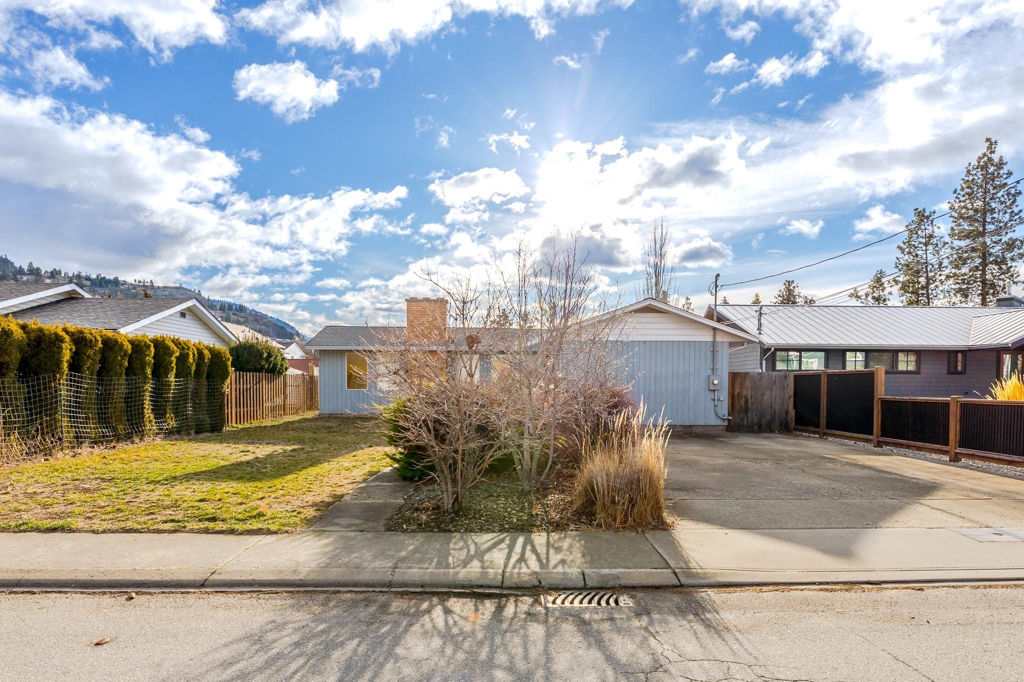 126 Lee Avenue Penticton V2A 3V8
