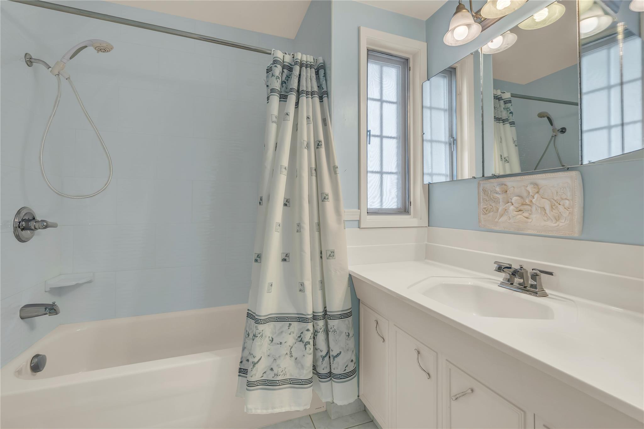 199 Lower Bench Road Penticton V2A 1B2
