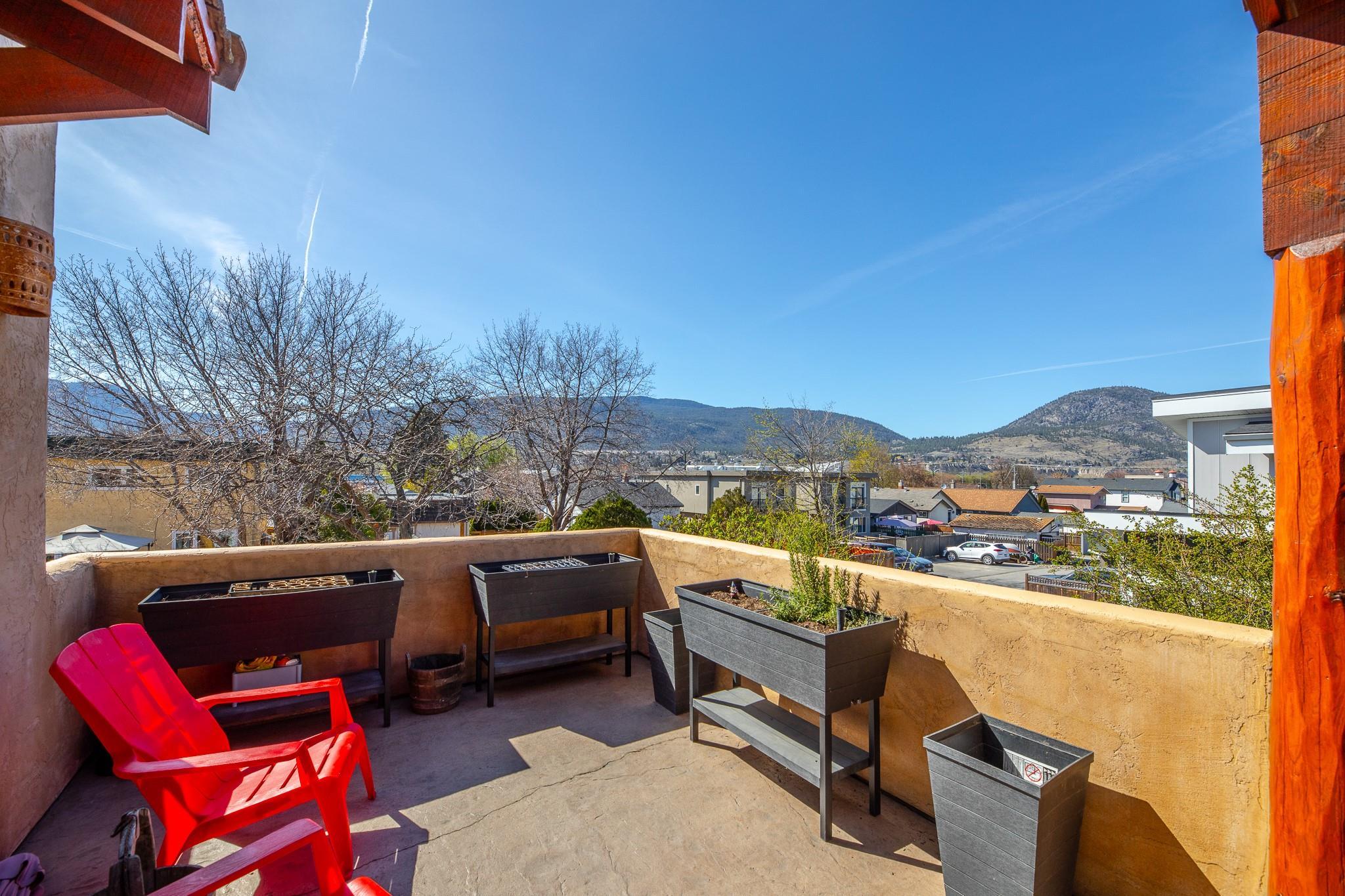 483 Maurice Street 105 Penticton V2A 5V8