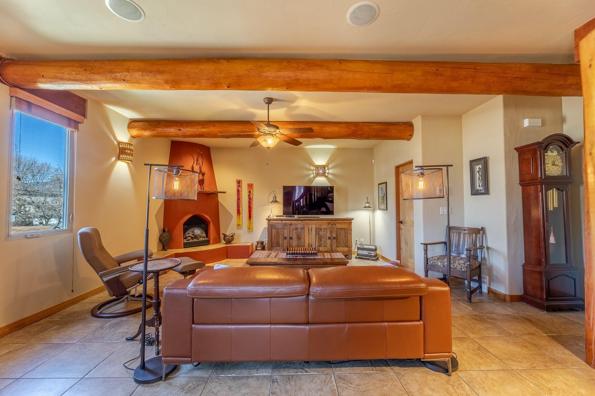 483 Maurice Street 105 Penticton V2A 5V8