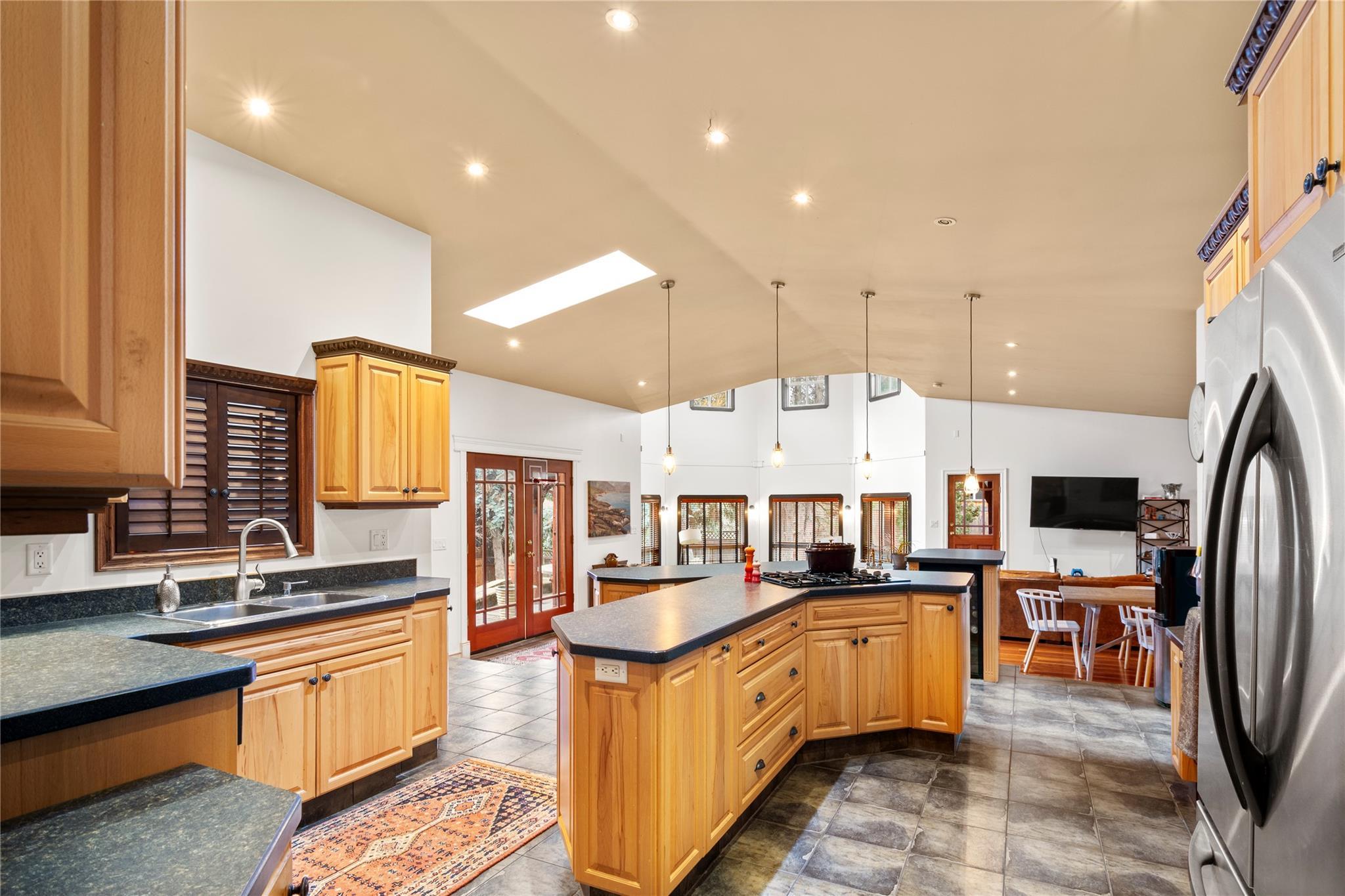 335 Middle Bench Road Penticton V2A 8S8