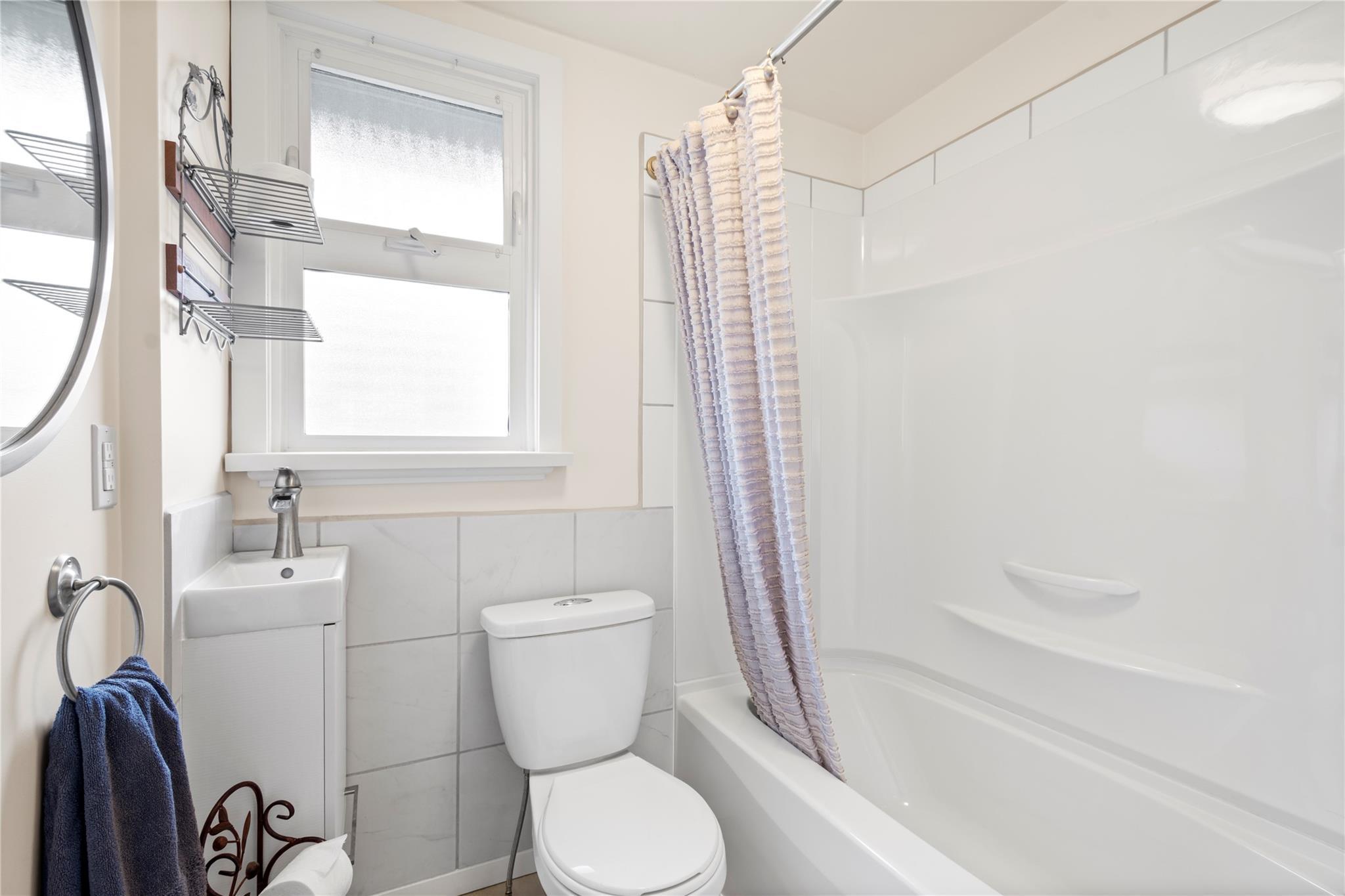 335 Middle Bench Road Penticton V2A 8S8