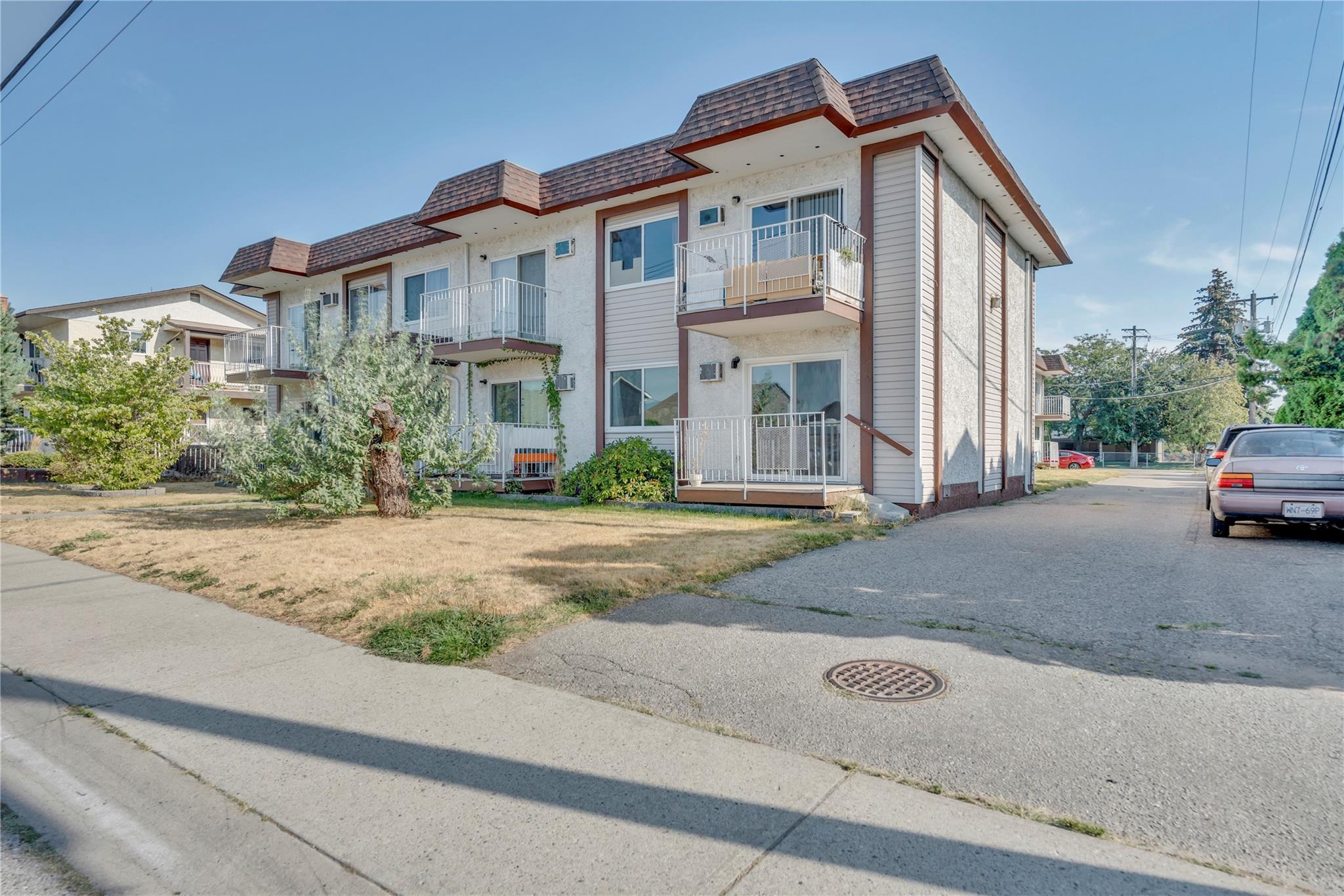 198 Roy Avenue 208 Penticton V2A 3M9