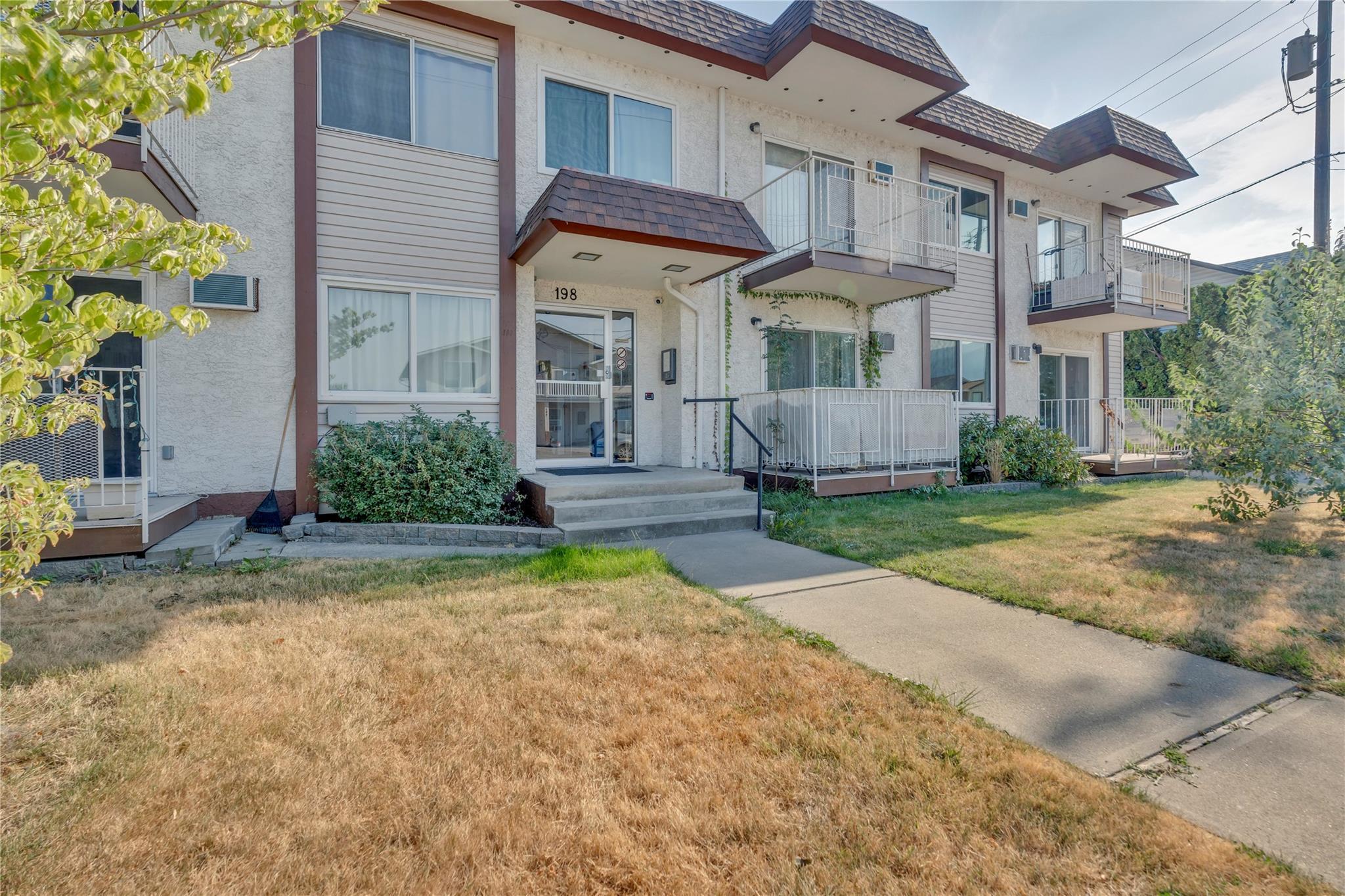 198 Roy Avenue 208 Penticton V2A 3M9