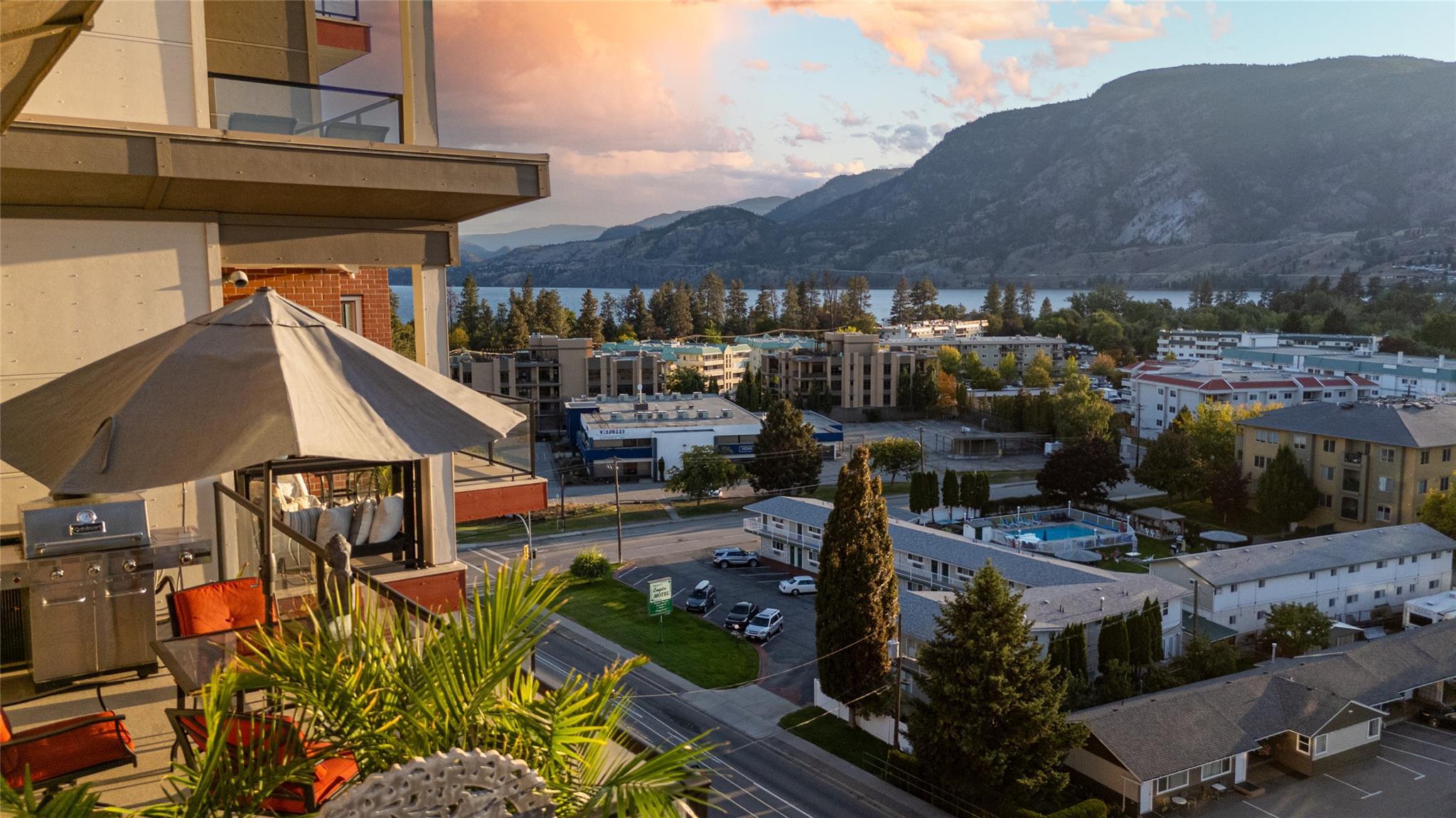 3388 Skaha Lake Road 1002 Penticton V2A 6G4