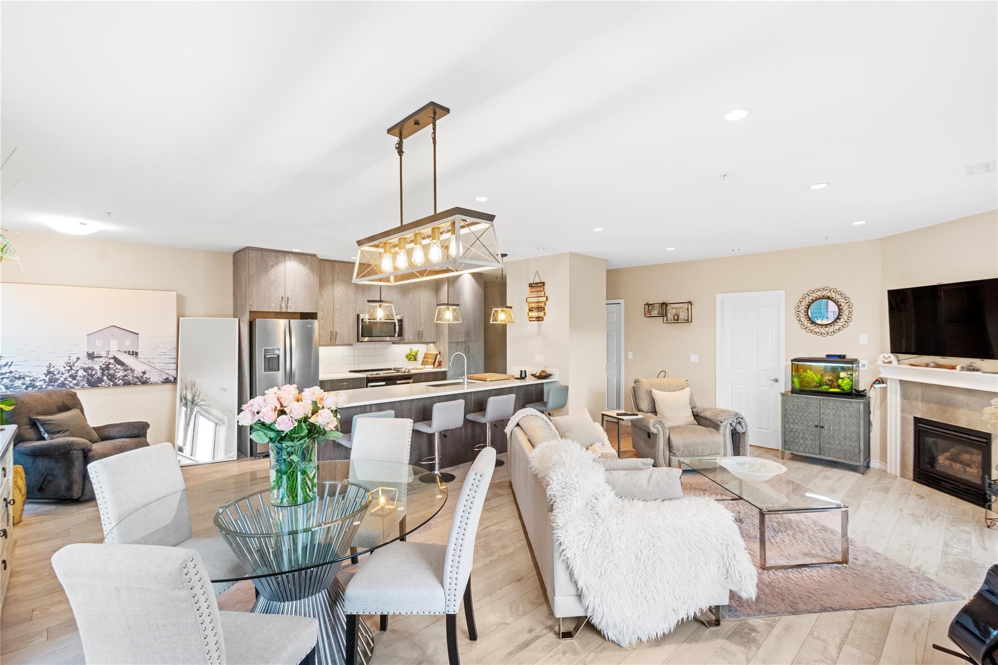 3388 Skaha Lake Road 1002 Penticton V2A 6G4