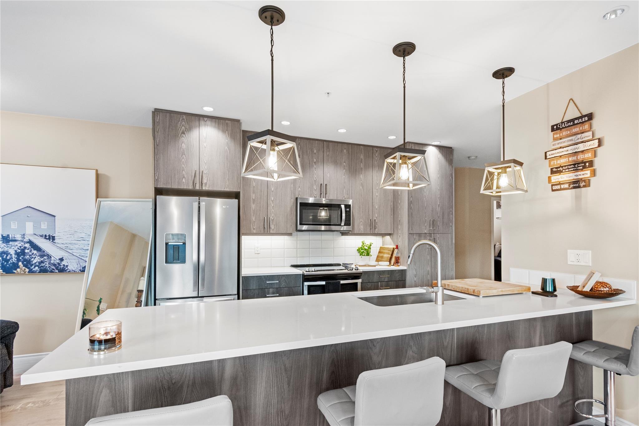 3388 Skaha Lake Road 1002 Penticton V2A 6G4