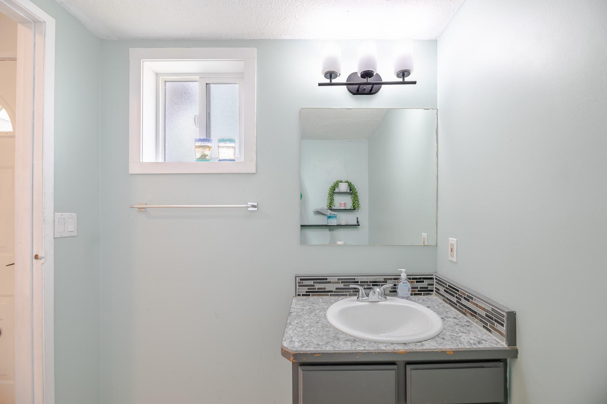 3004 South Main Street 124 Penticton V2A 6Y2