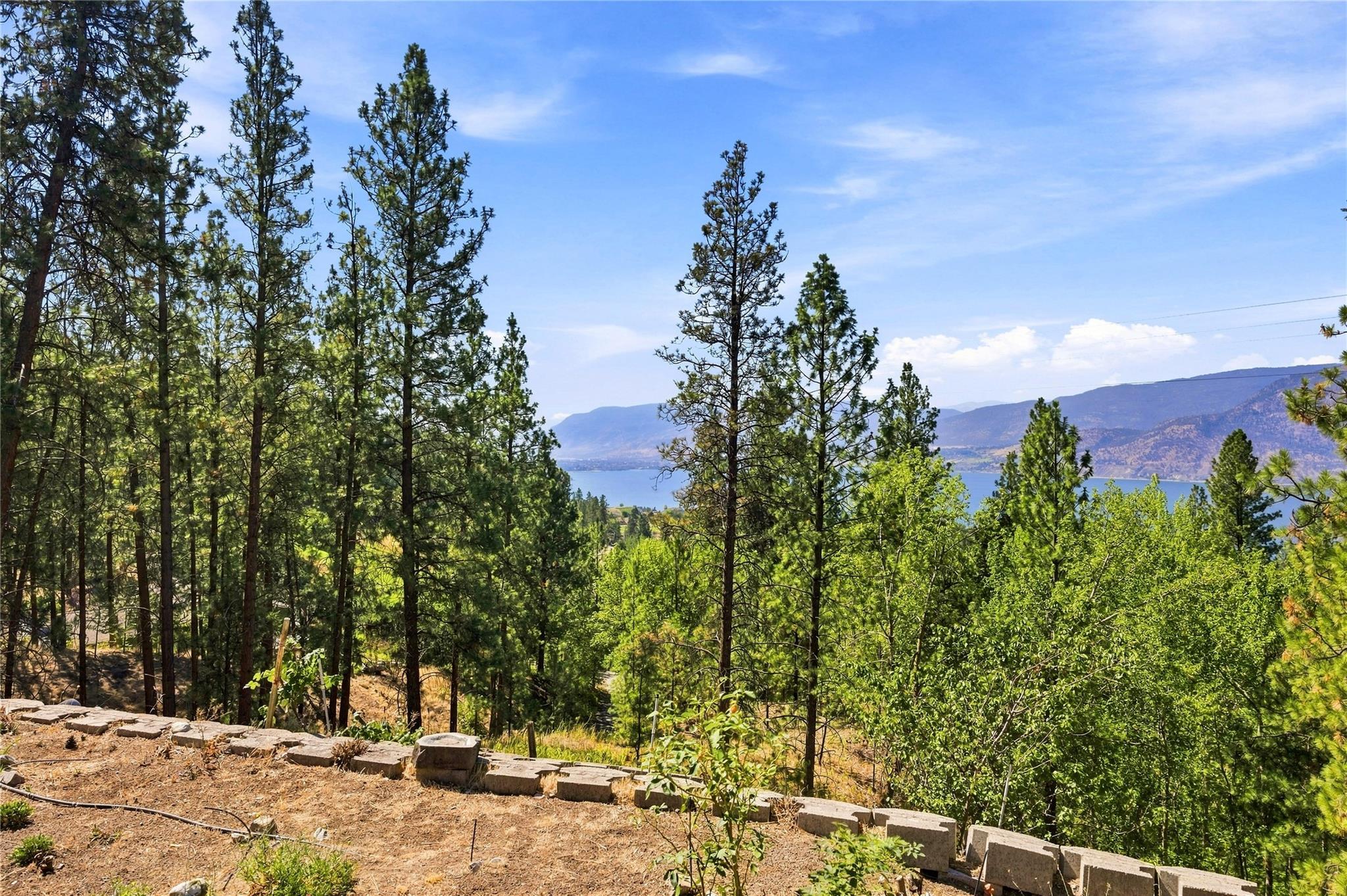 1970 Sutherland Road Penticton V2A 8T8