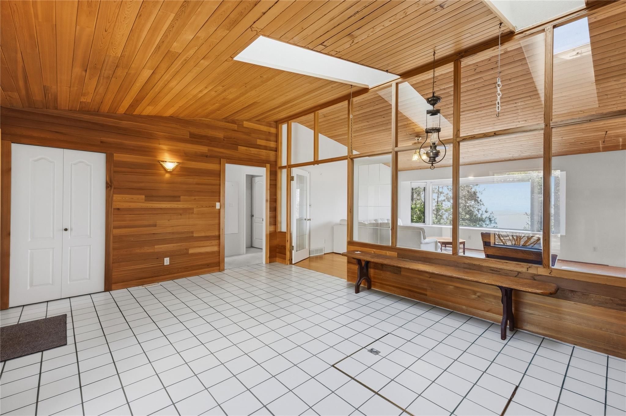1970 Sutherland Road Penticton V2A 8T8