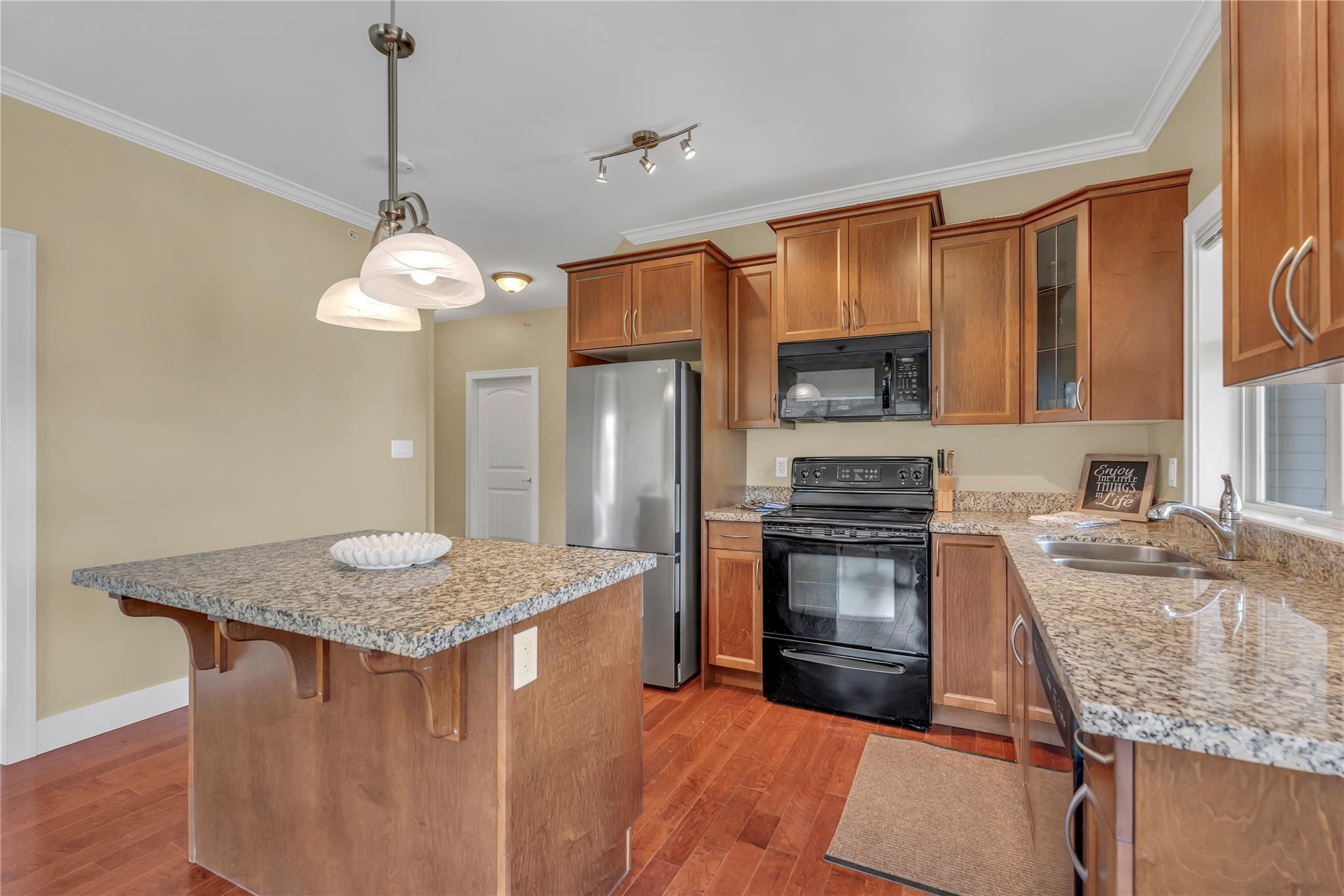 240 Wade Avenue 401 Penticton V2A 1T8