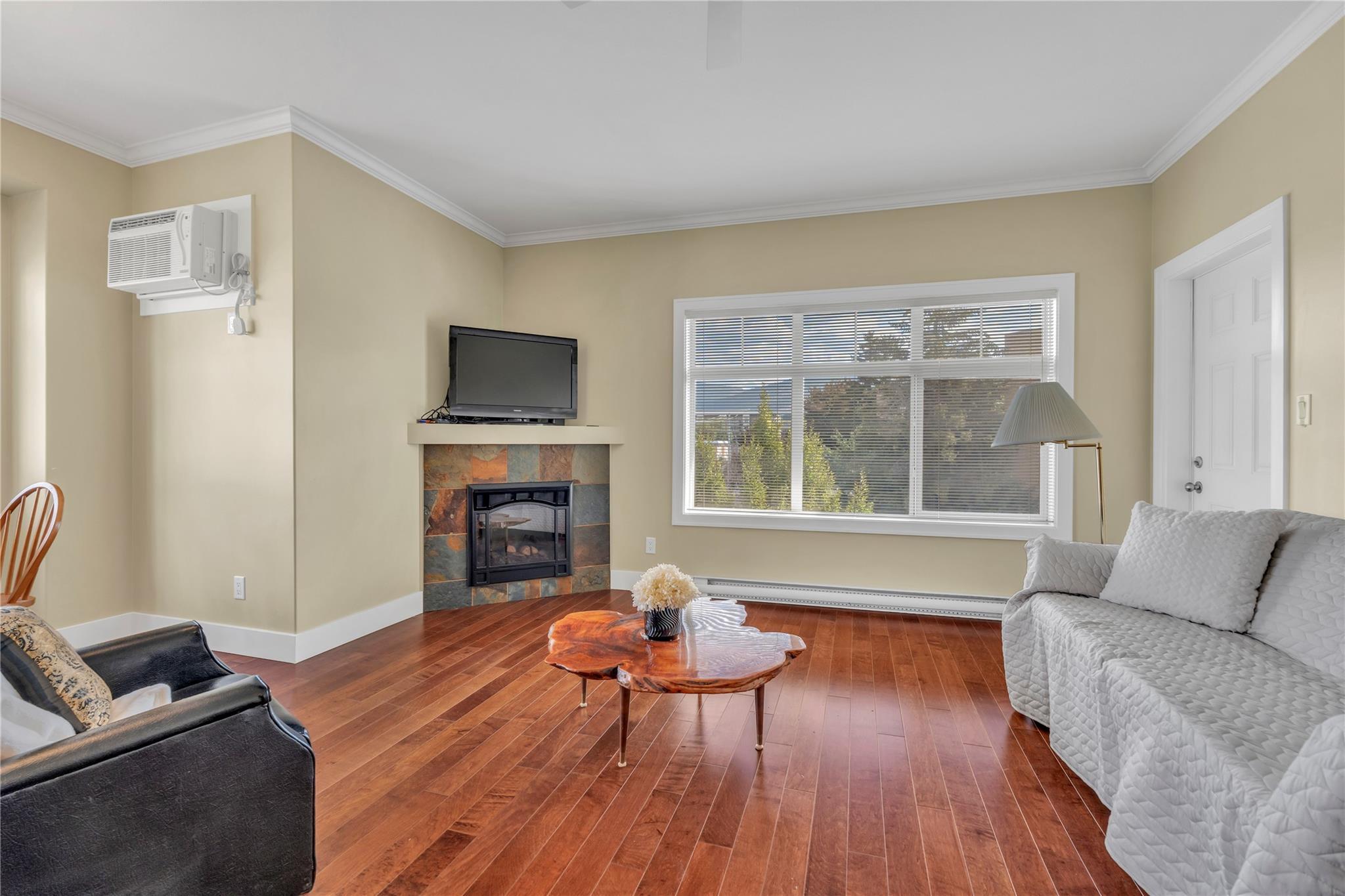 240 Wade Avenue 401 Penticton V2A 1T8