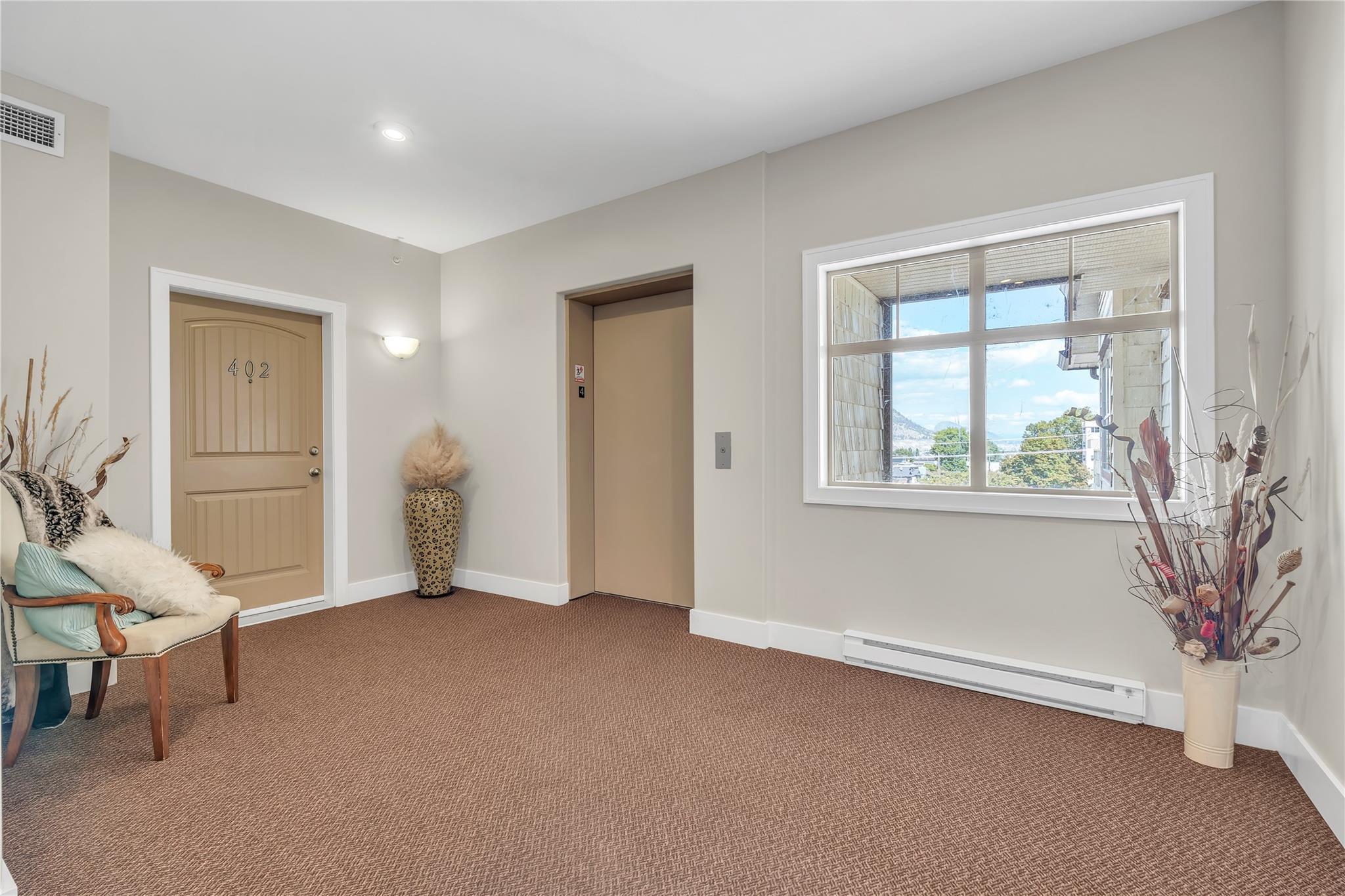 240 Wade Avenue 401 Penticton V2A 1T8