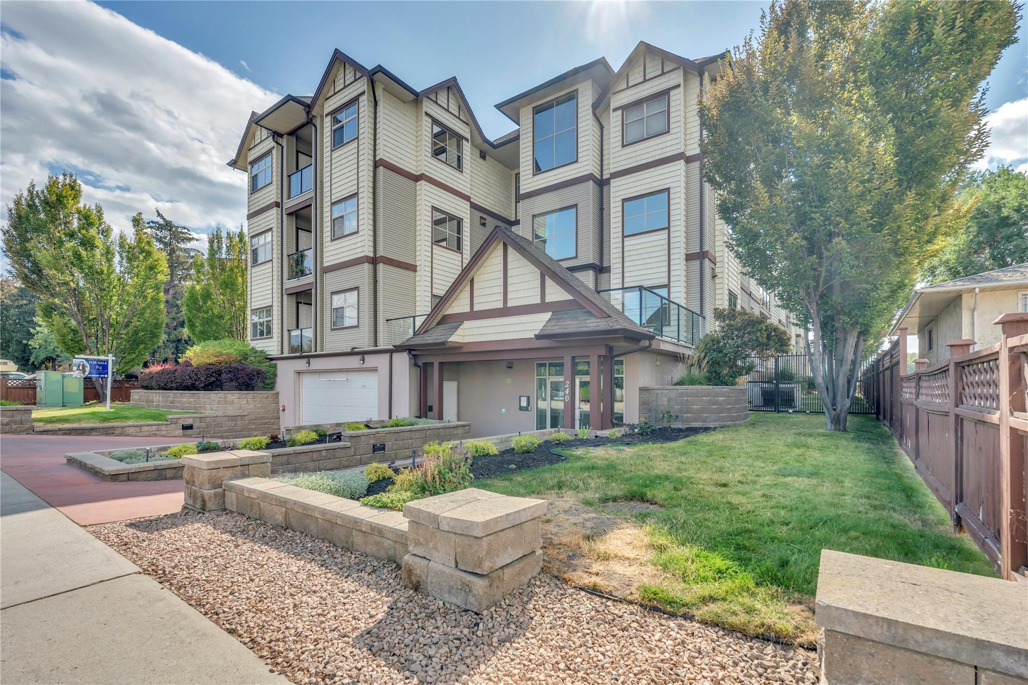 240 Wade Avenue 401 Penticton V2A 1T8
