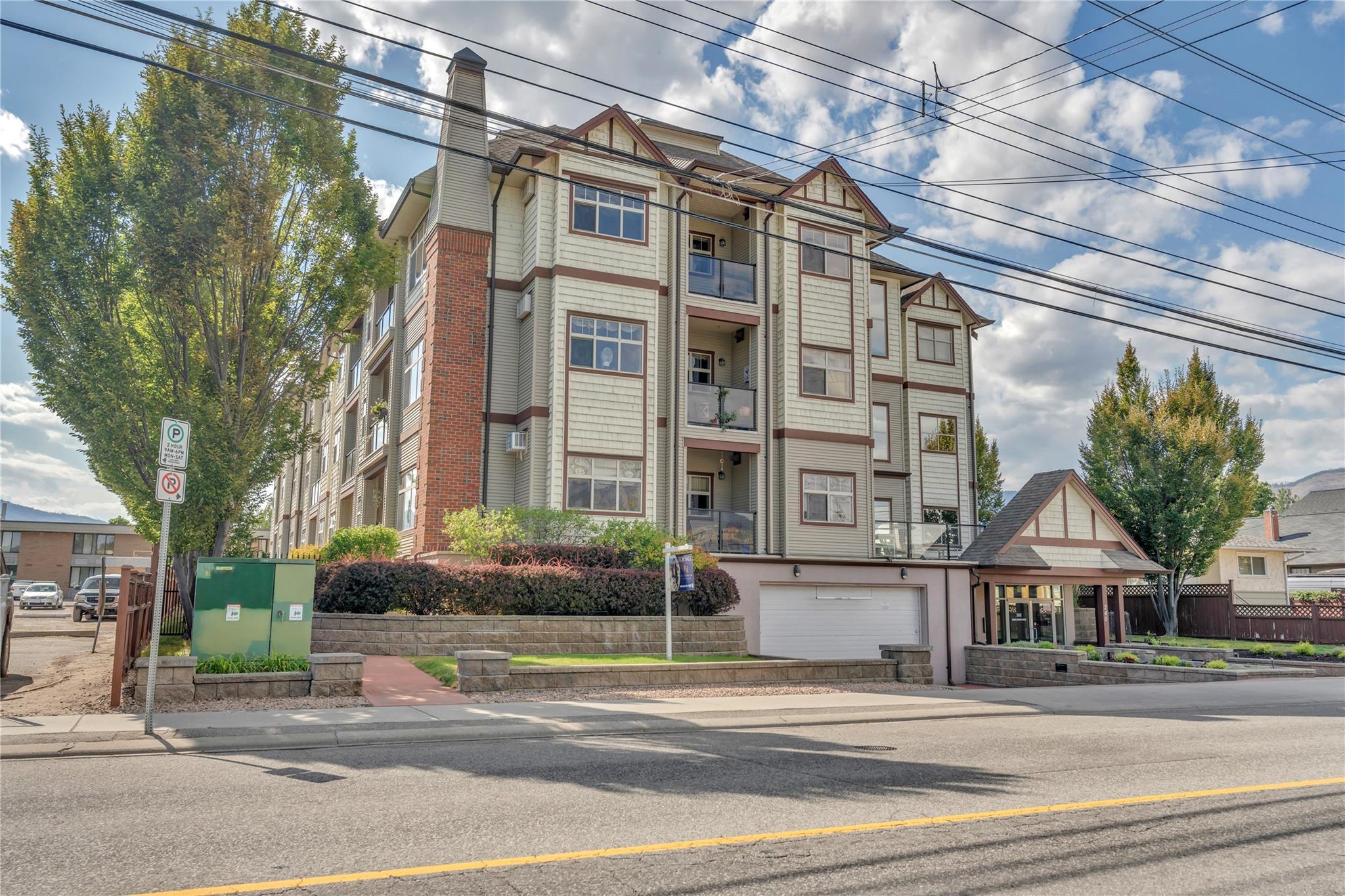 240 Wade Avenue 401 Penticton V2A 1T8