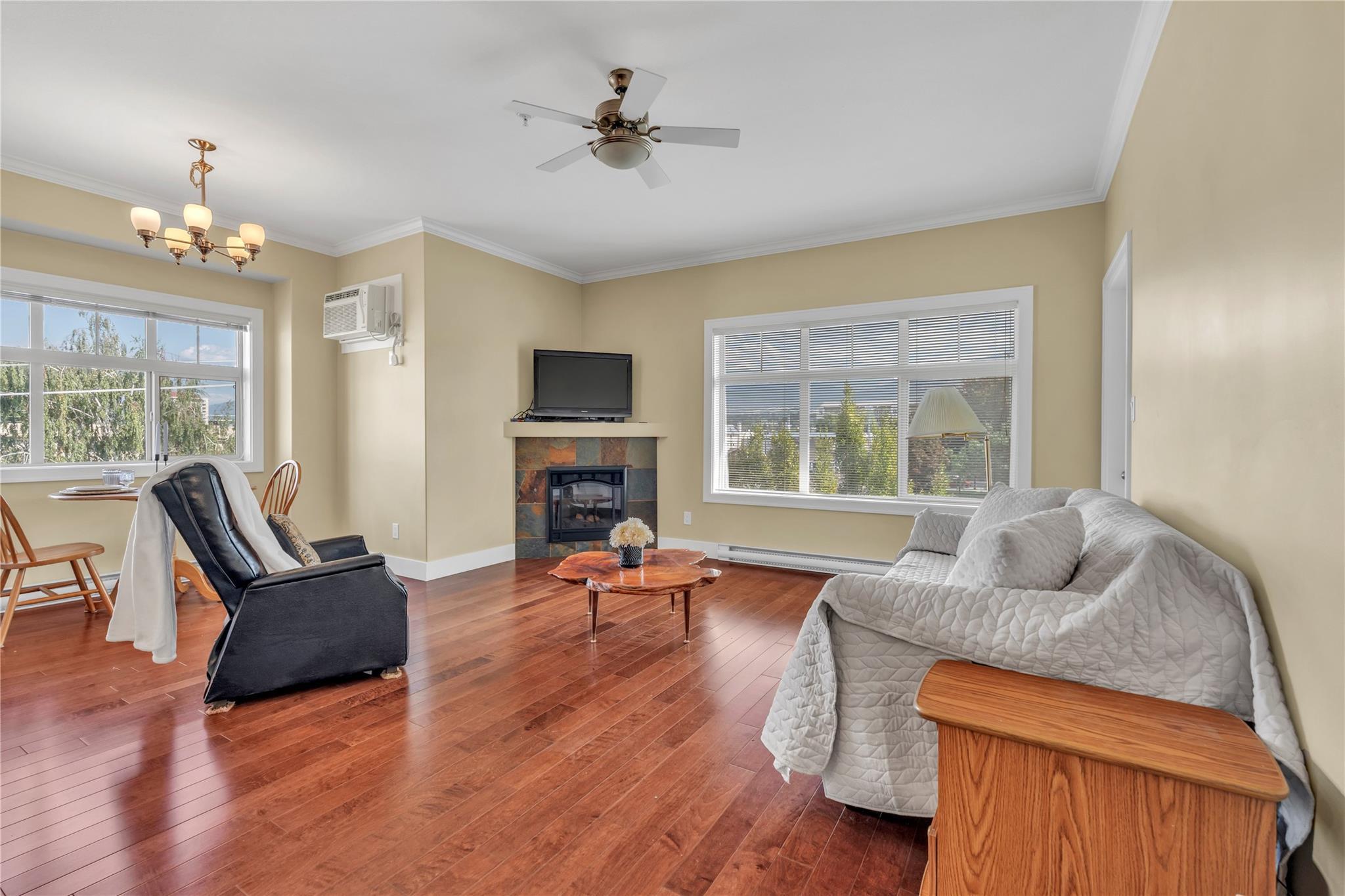 240 Wade Avenue 401 Penticton V2A 1T8