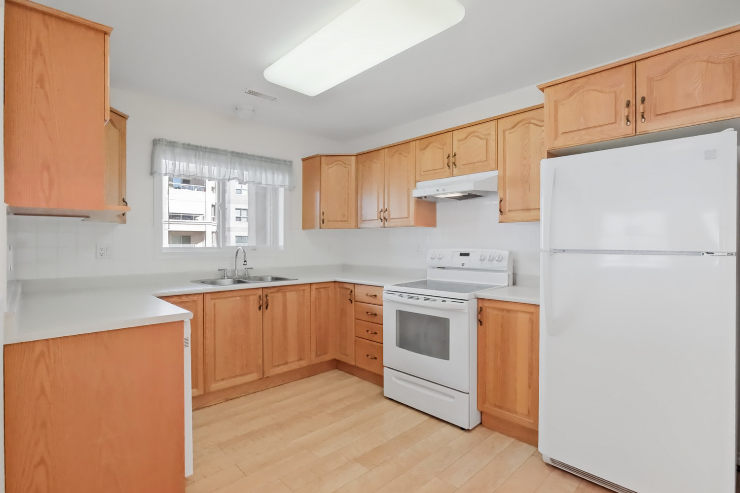2265 Atkinson Street 307 Penticton V2A 8R7