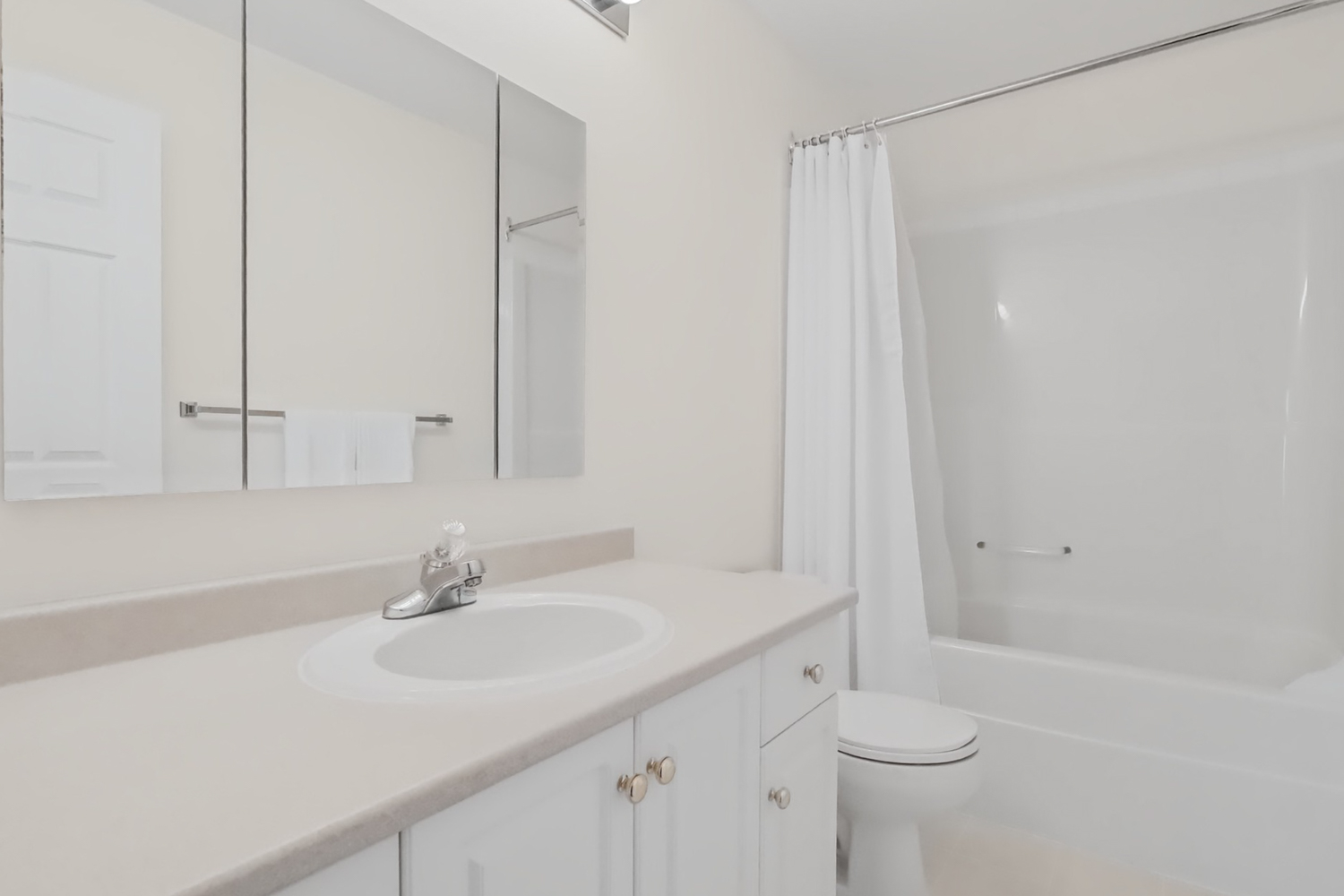 2265 Atkinson Street 307 Penticton V2A 8R7