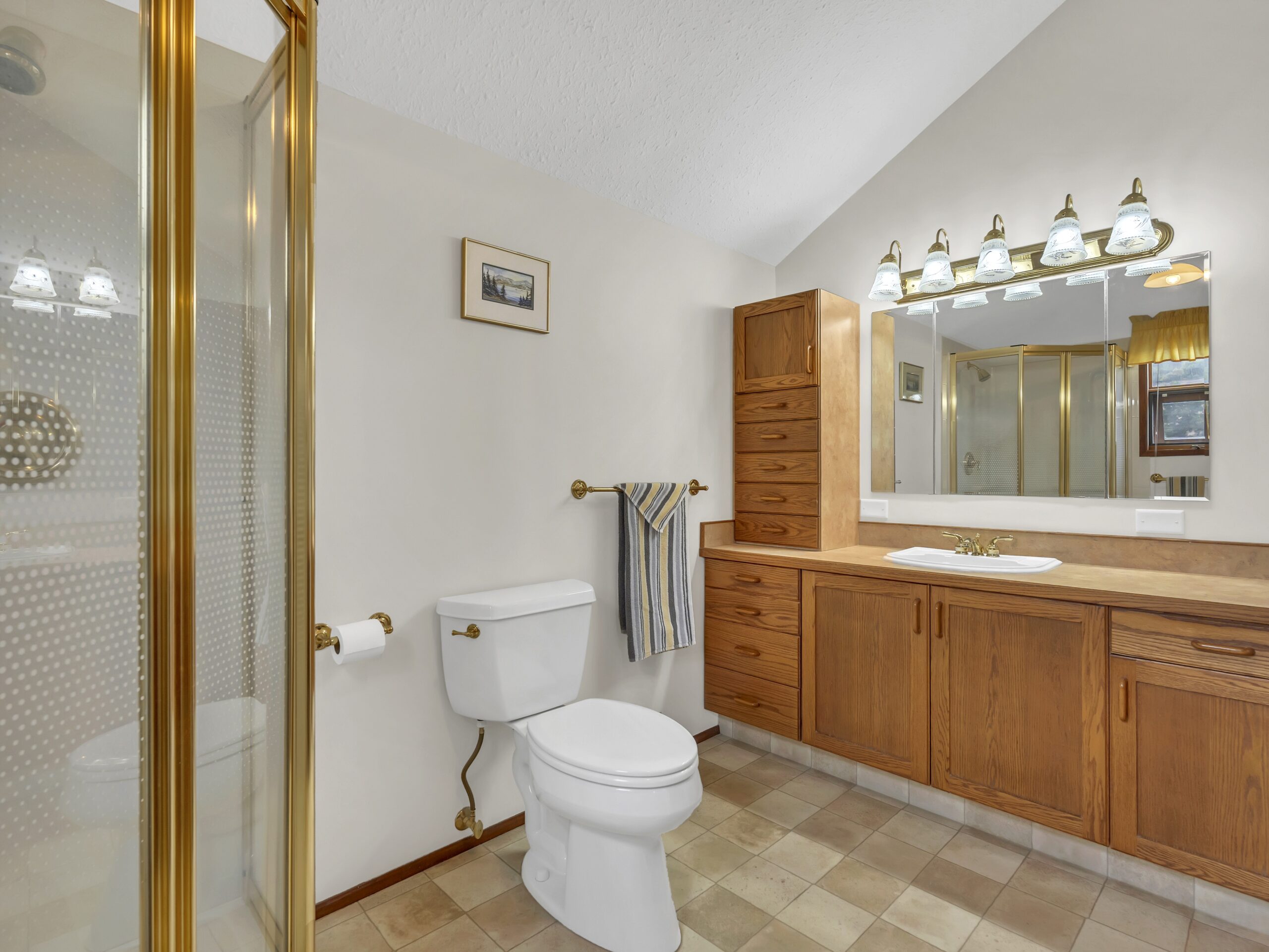 146 Yorkton Avenue Penticton V2A 3V2