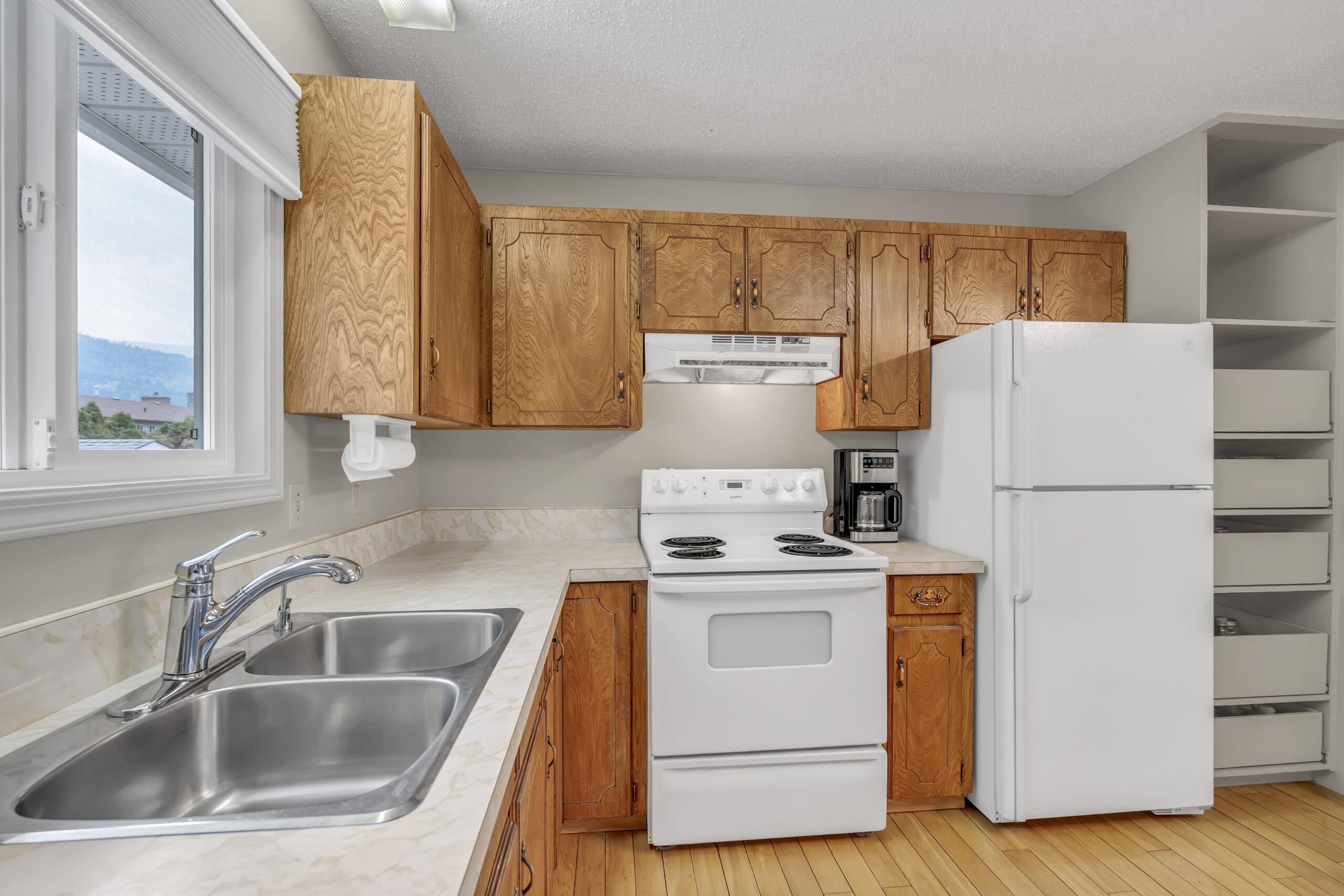 137 Murray Drive Penticton V2A 6W7