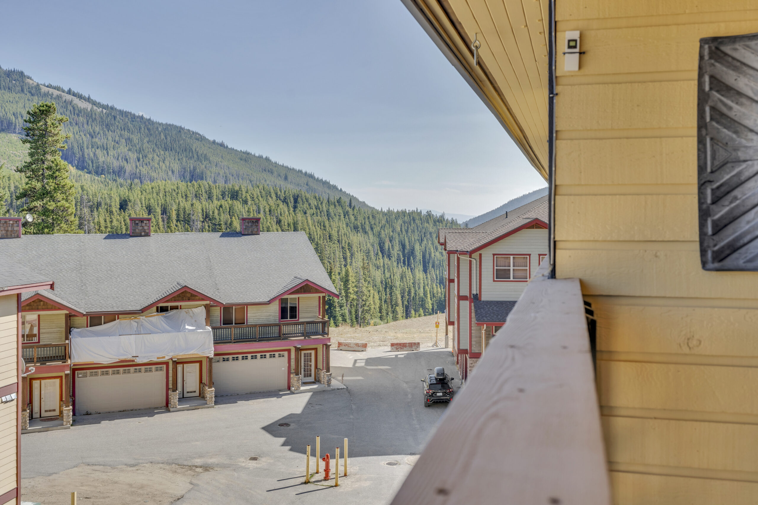 330 Strayhorse Road 318 Apex Mountain V2A 0E2