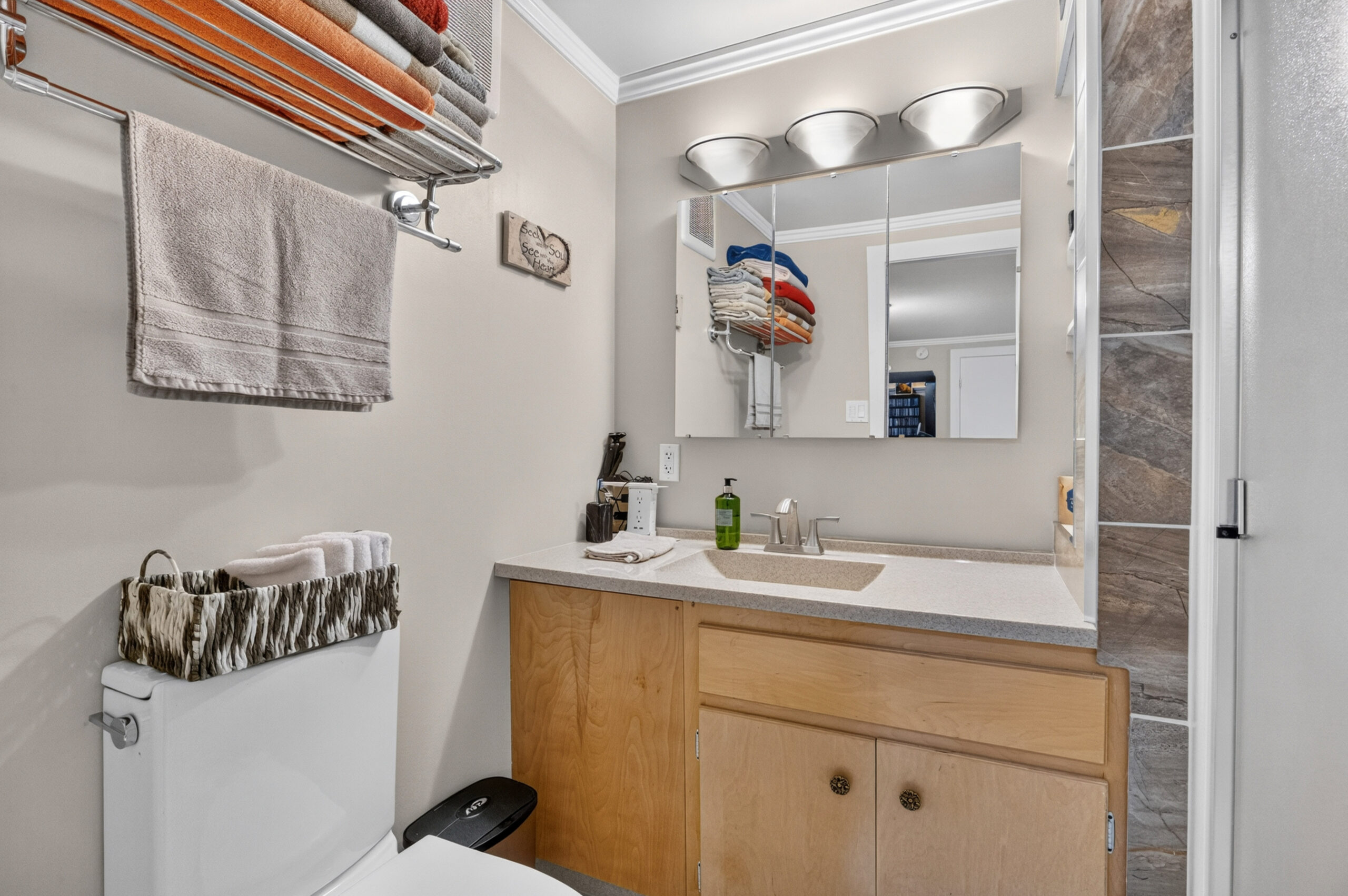 11304 Dunsdon Crescent Summerland V0H 1Z0