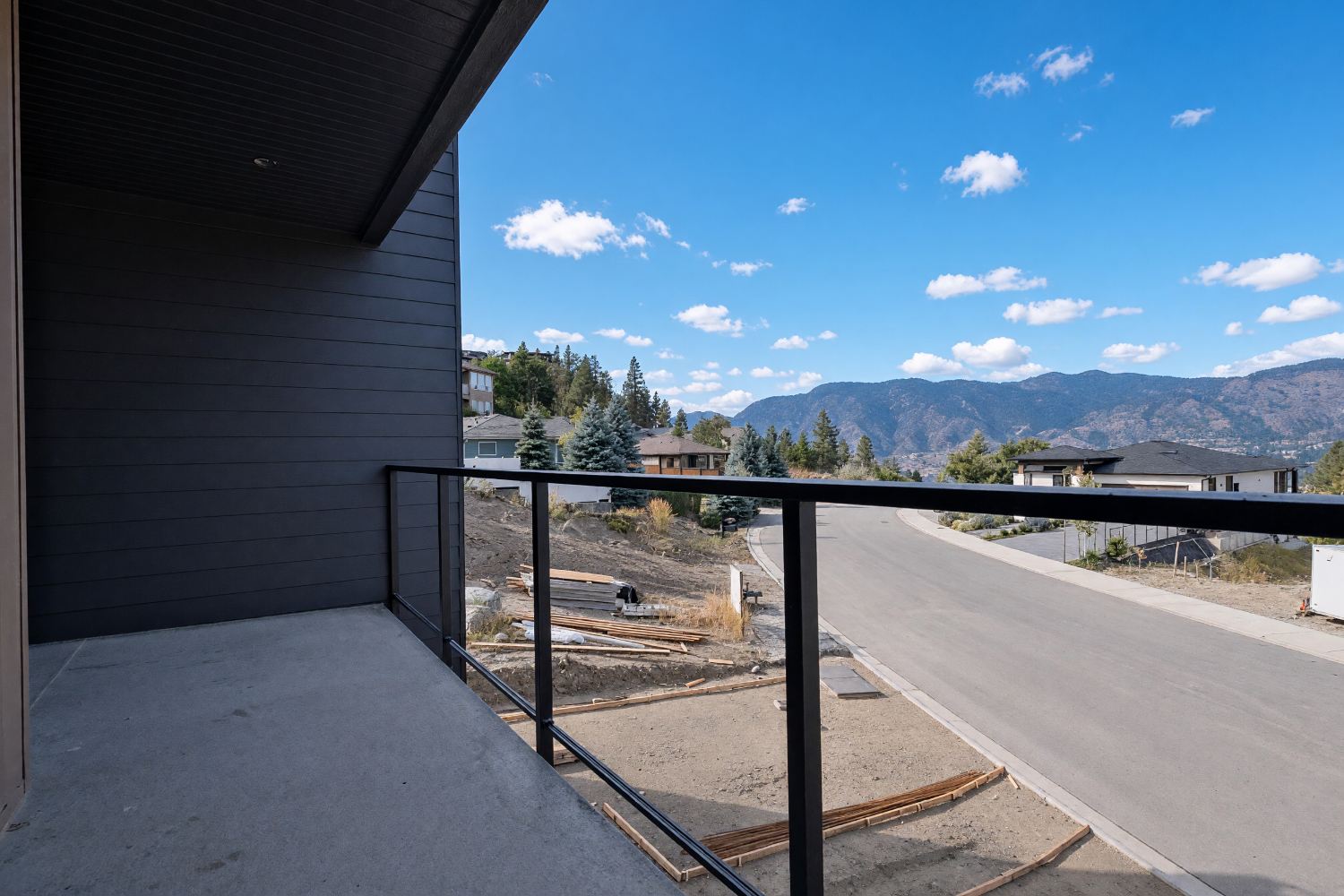 2830 Evergreen Drive 101 Penticton VA 0C2