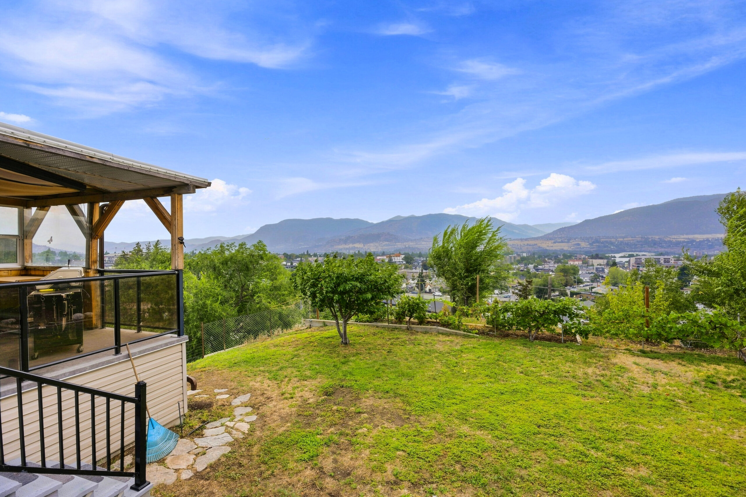 355 & 357 Gwyer Street Penticton V2A 1R2
