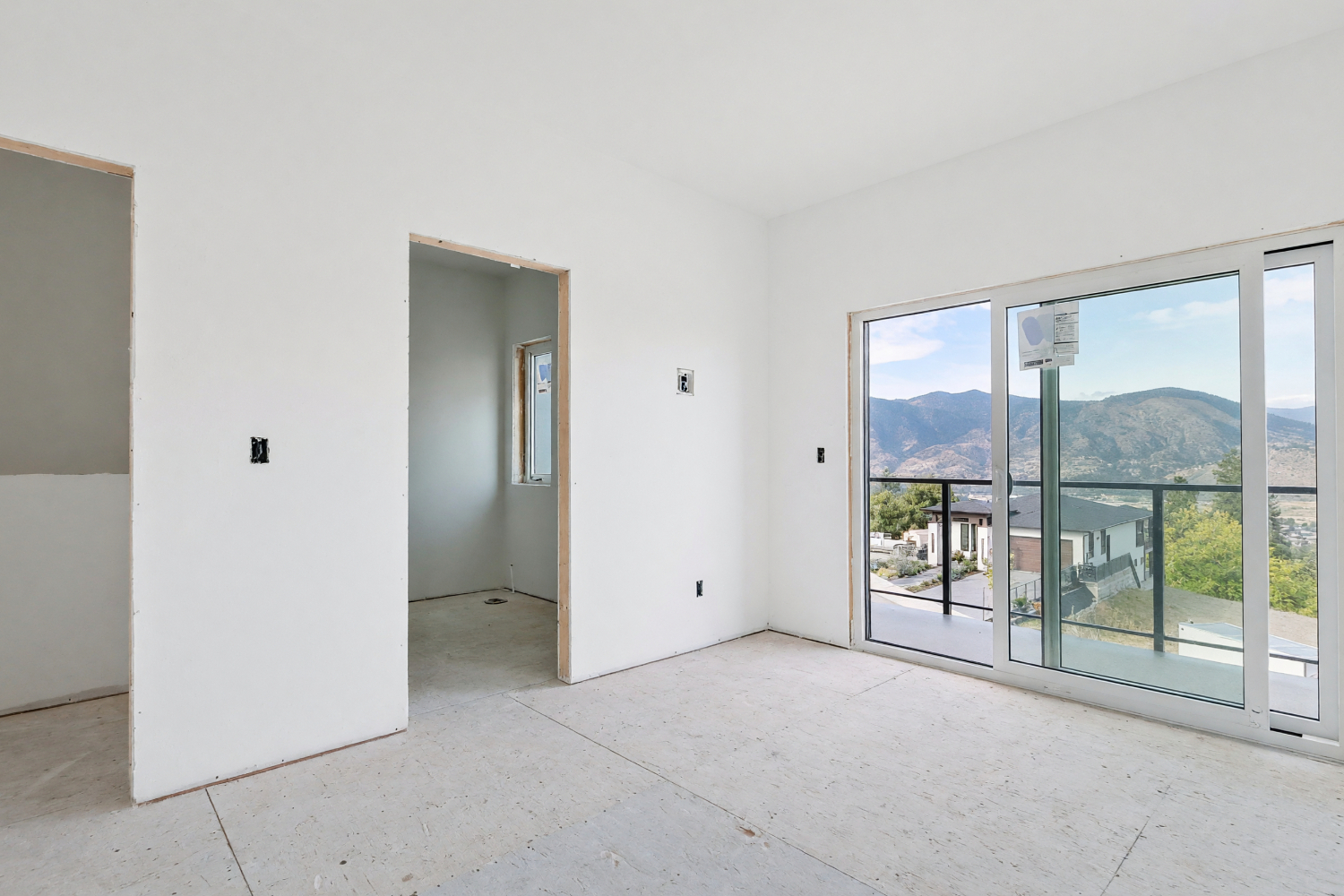 2830 Evergreen Drive 101 Penticton VA 0C2