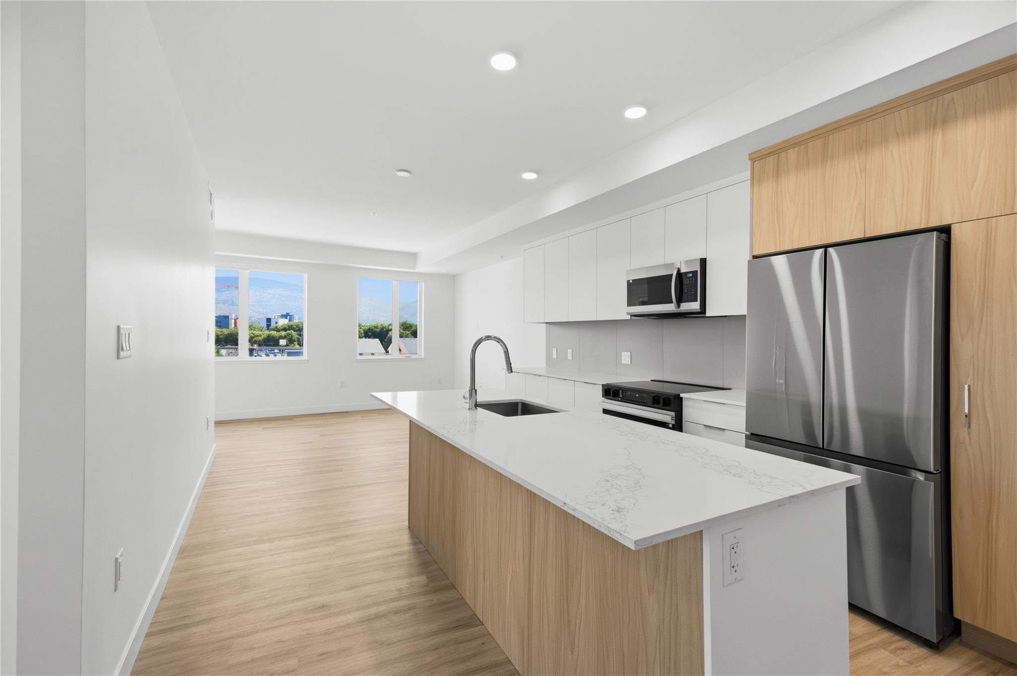 270 Riverside Drive 412 Penticton V2A 5Y5