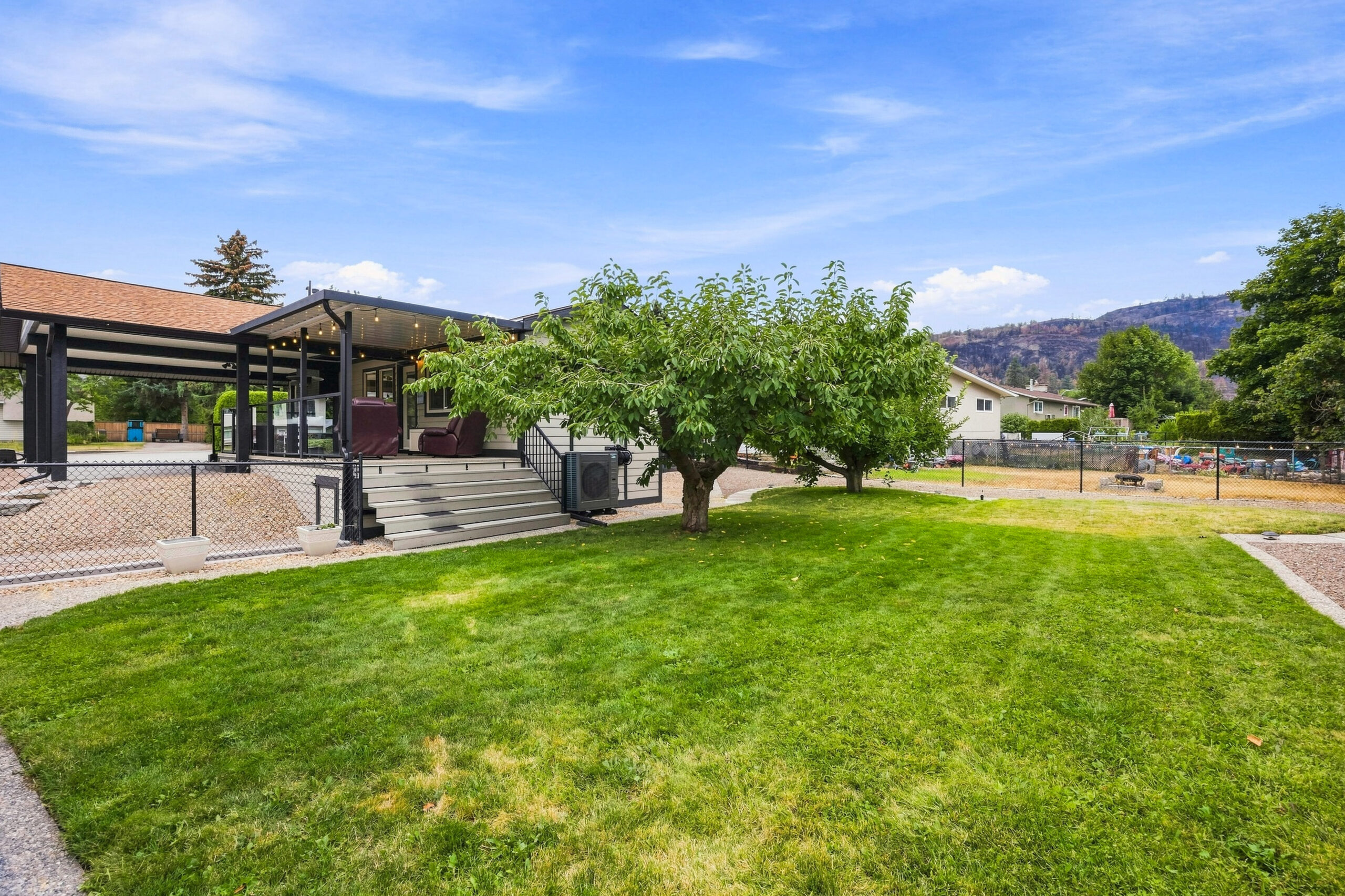 11304 Dunsdon Crescent Summerland V0H 1Z0