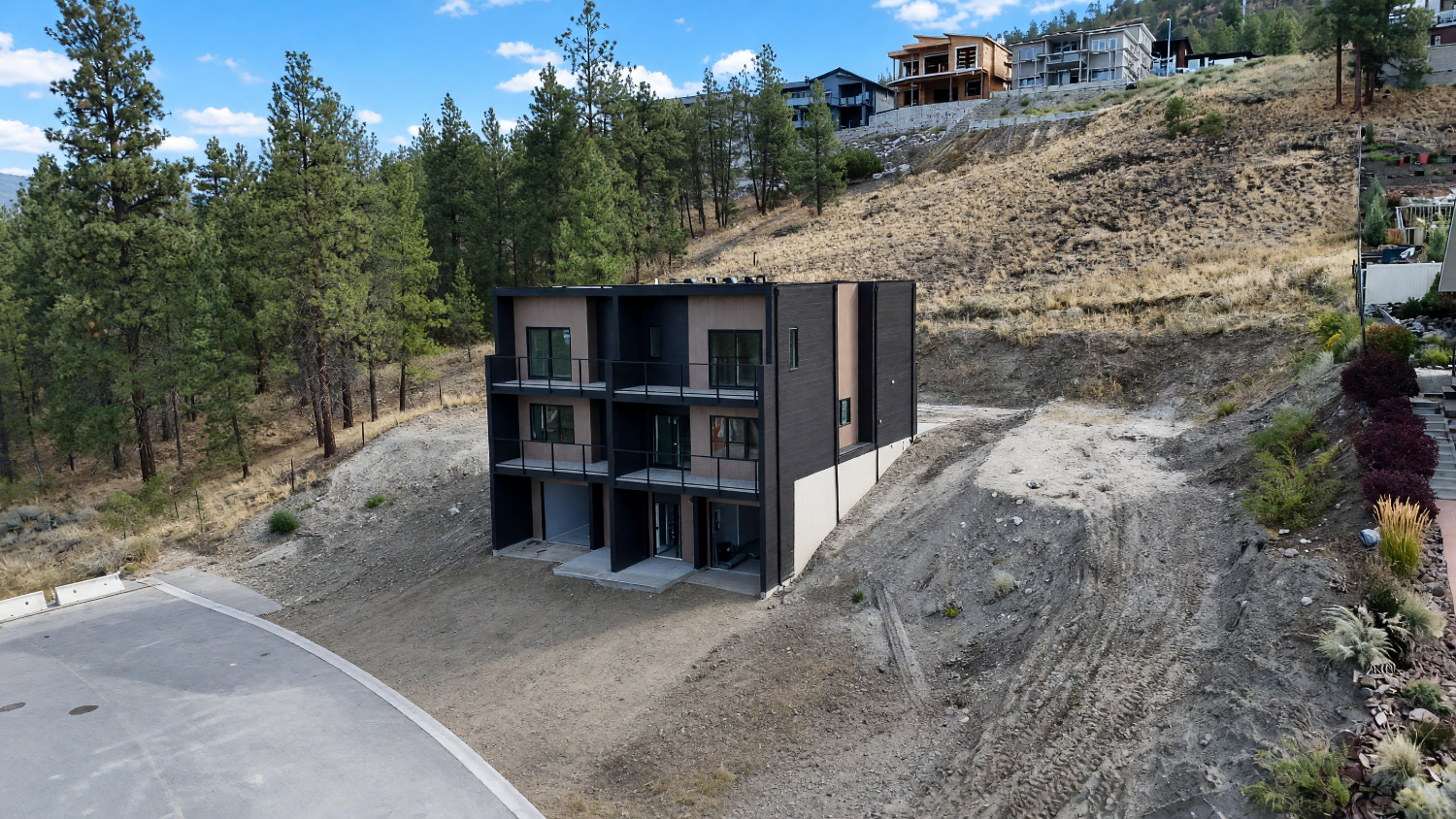 2830 Evergreen Drive 101 Penticton VA 0C2