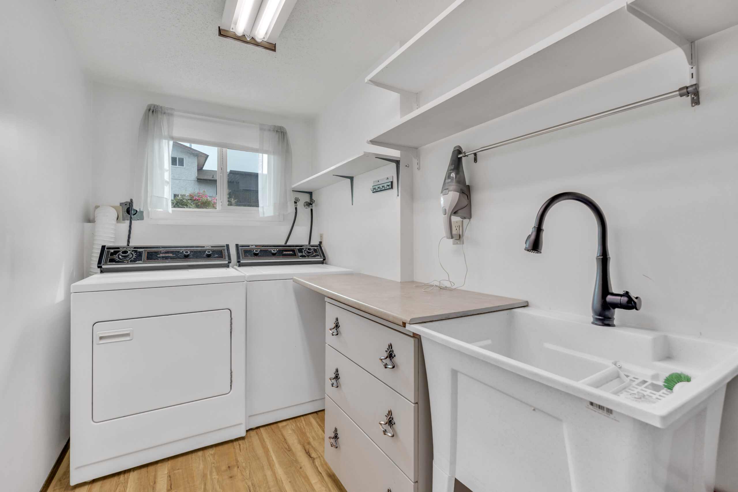 137 Murray Drive Penticton V2A 6W7