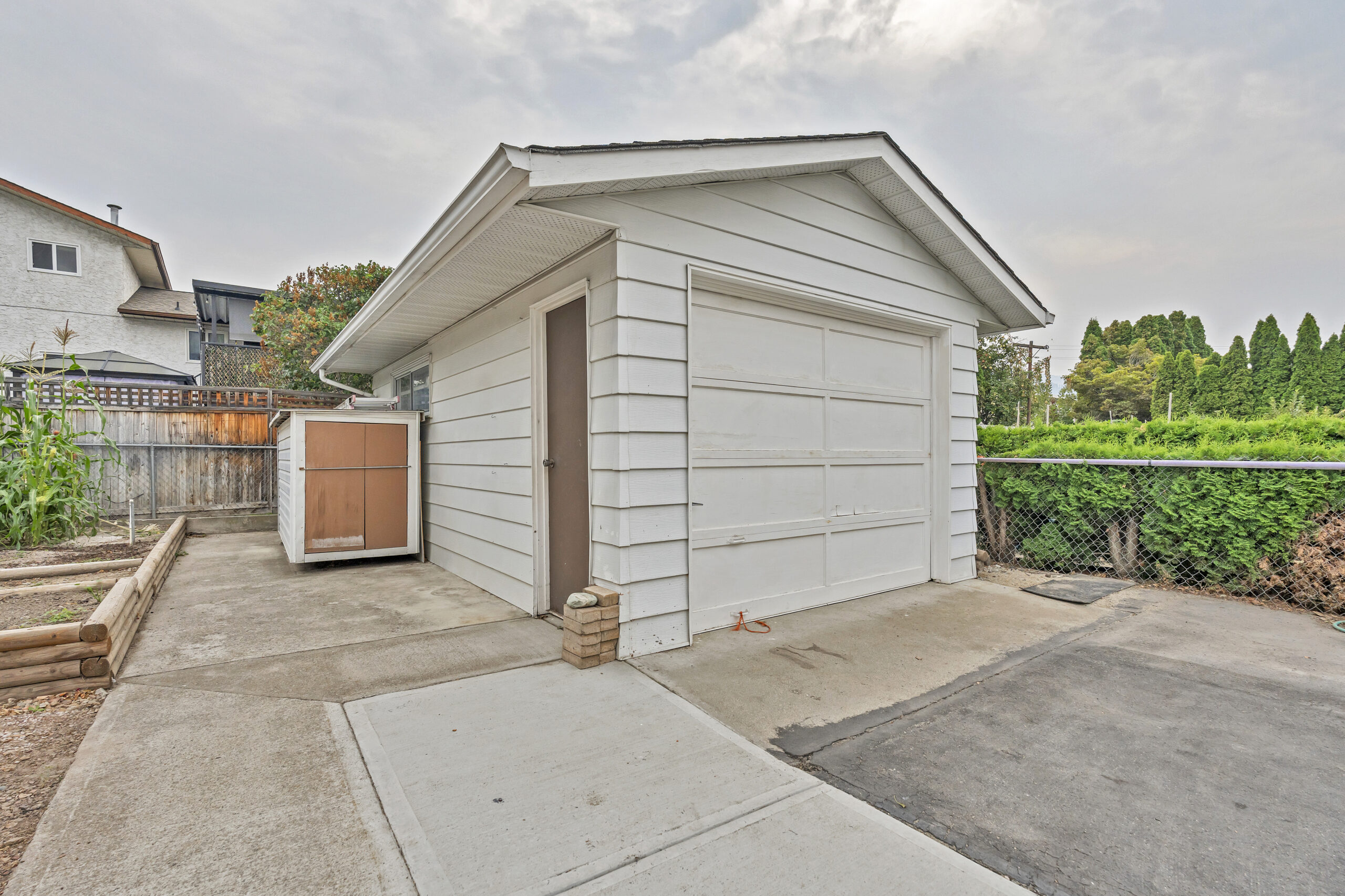 137 Murray Drive Penticton V2A 6W7