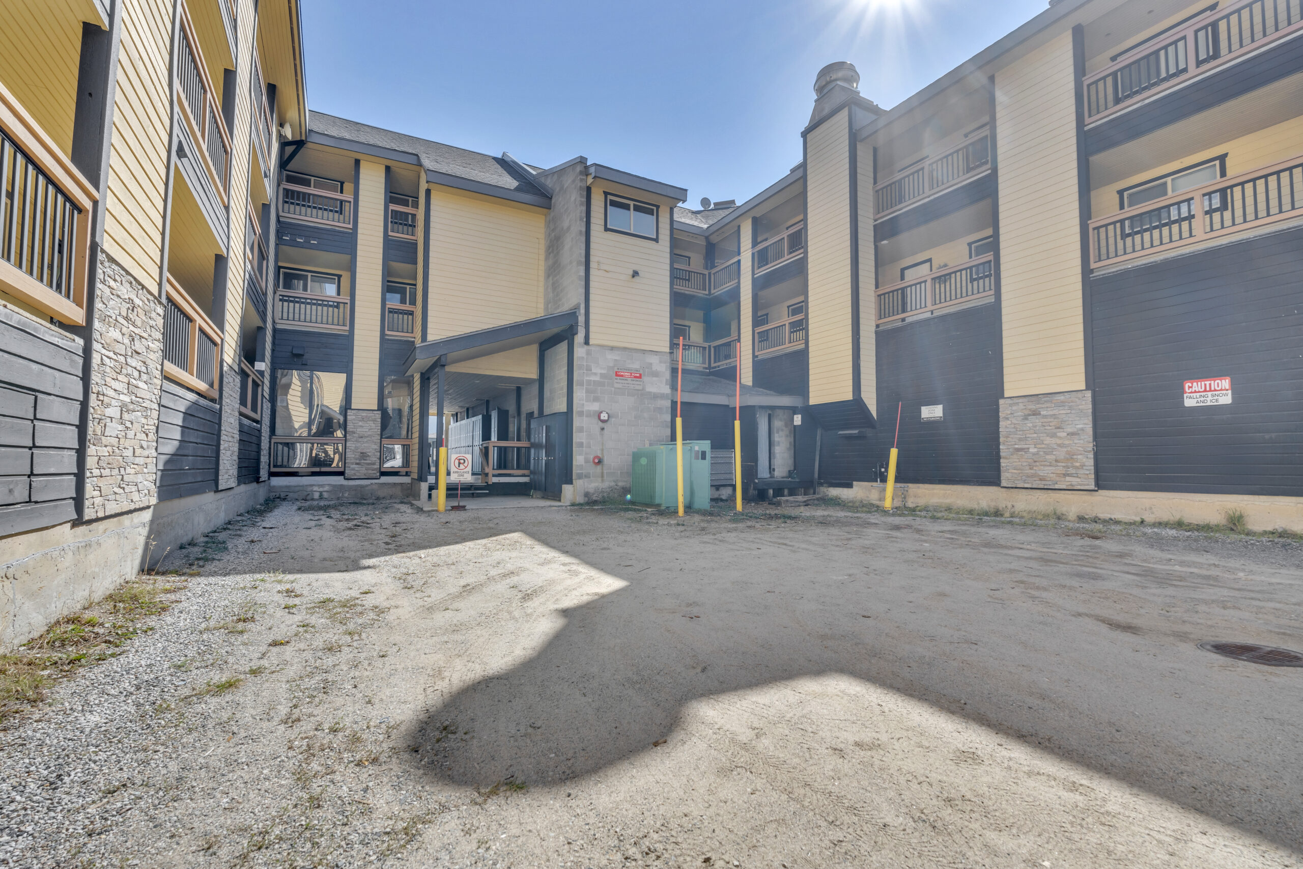 330 Strayhorse Road 318 Apex Mountain V2A 0E2