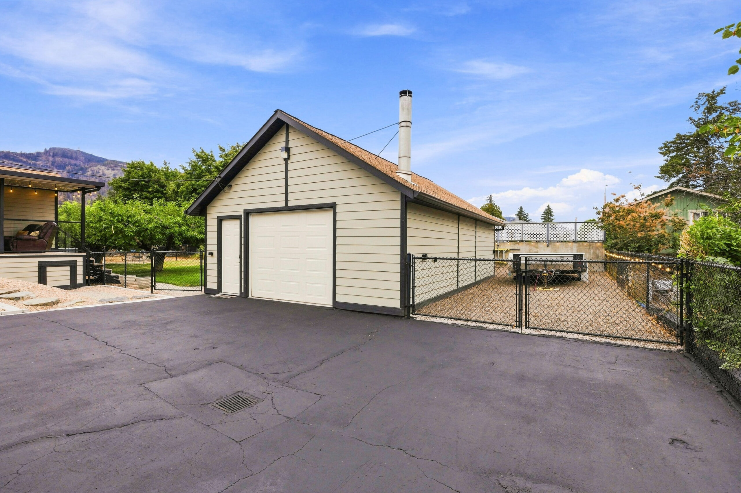 11304 Dunsdon Crescent Summerland V0H 1Z0
