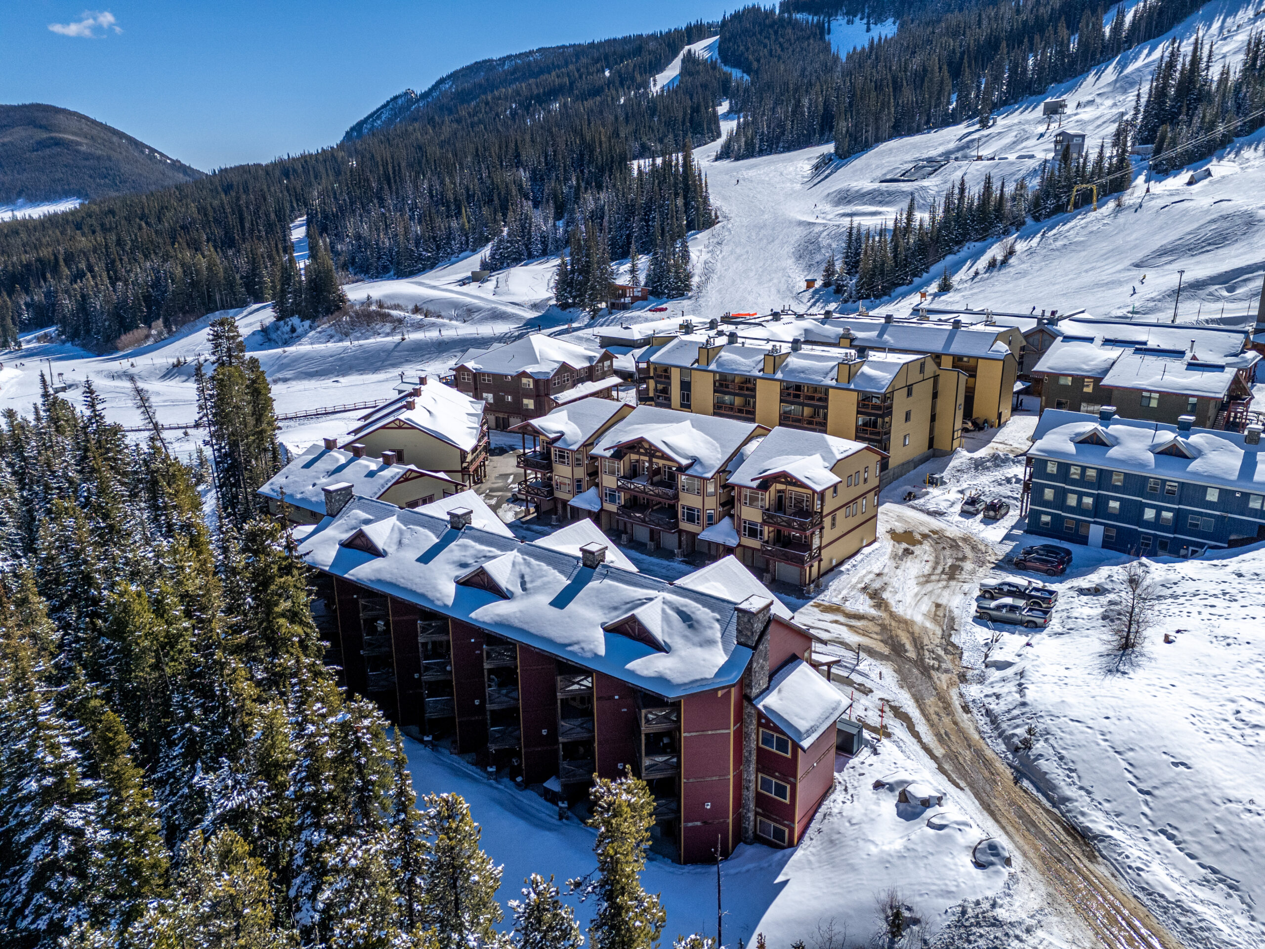 330 Strayhorse Road 318 Apex Mountain V2A 0E2