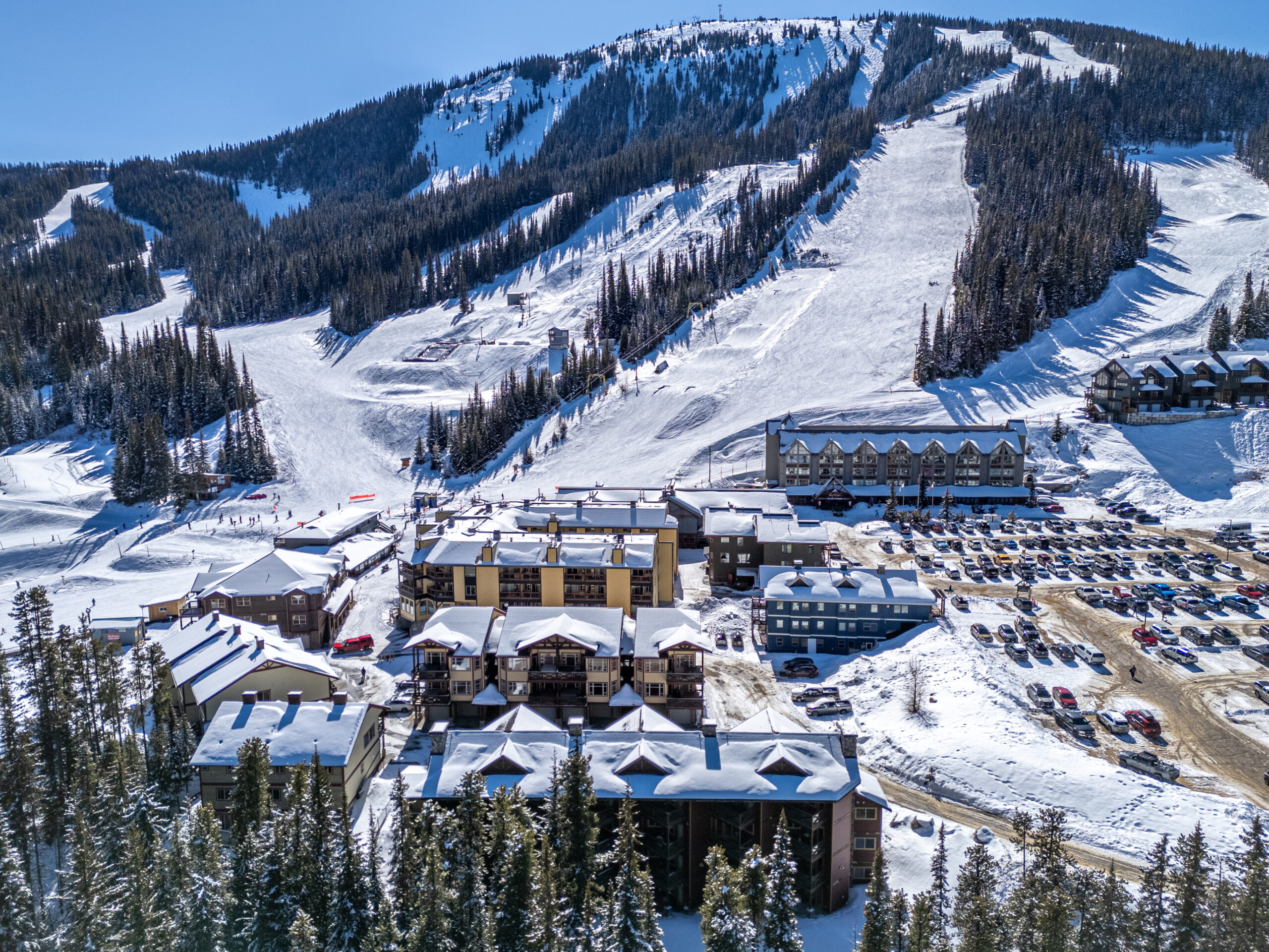 330 Strayhorse Road 318 Apex Mountain V2A 0E2