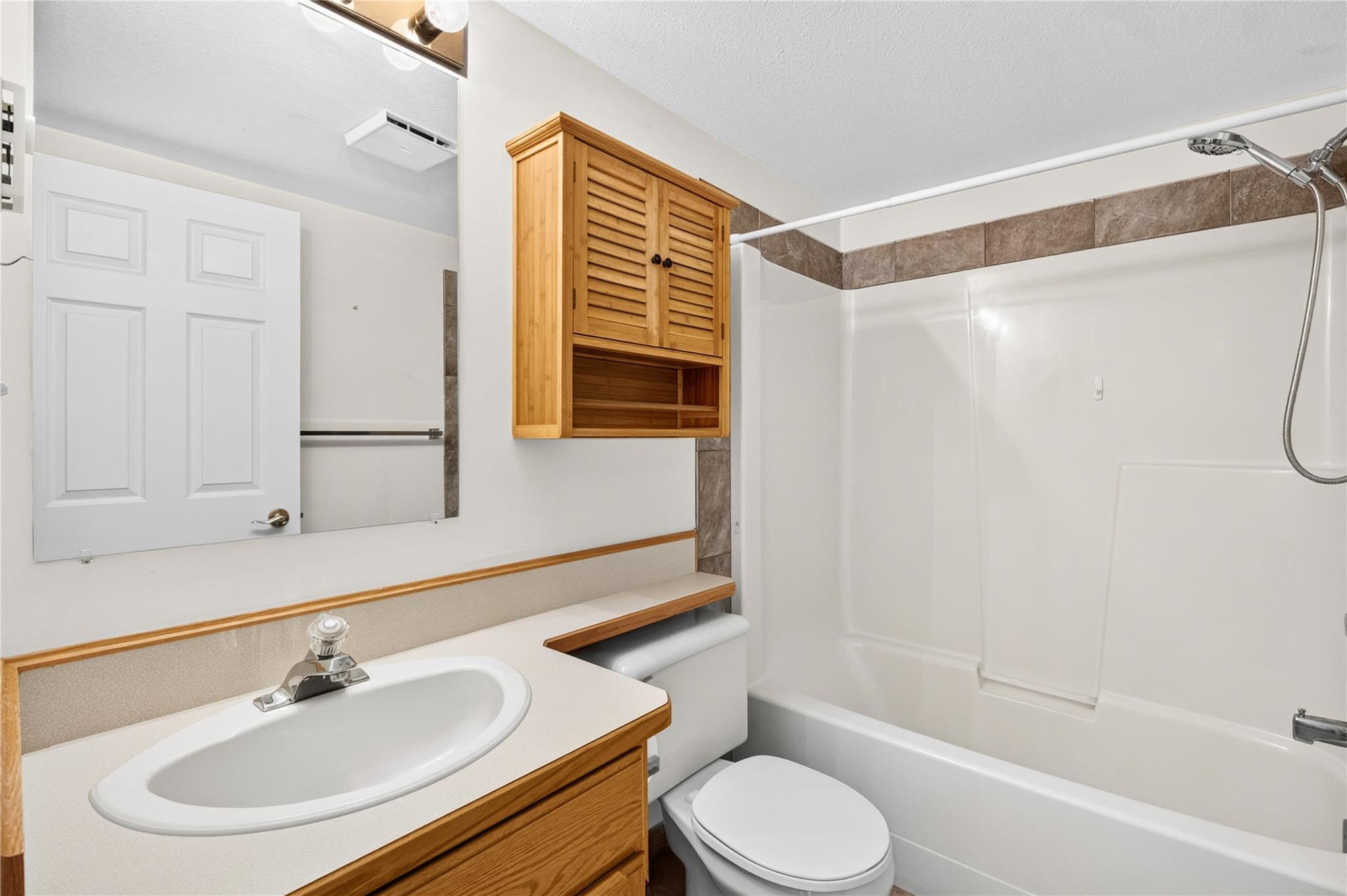 1750 Atkinson Street 301 Penticton V2A 7M6
