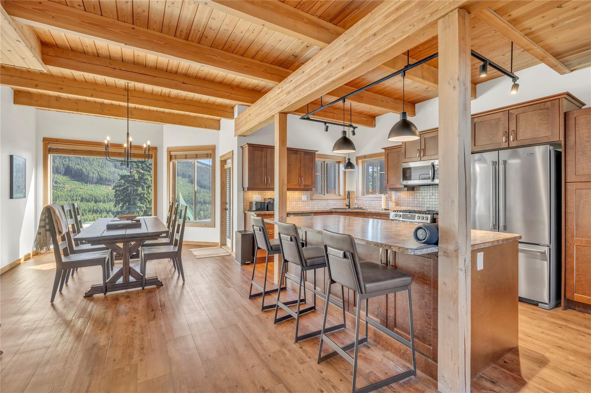 306 Clearview Road 14 Apex Mountain V0H 1K0