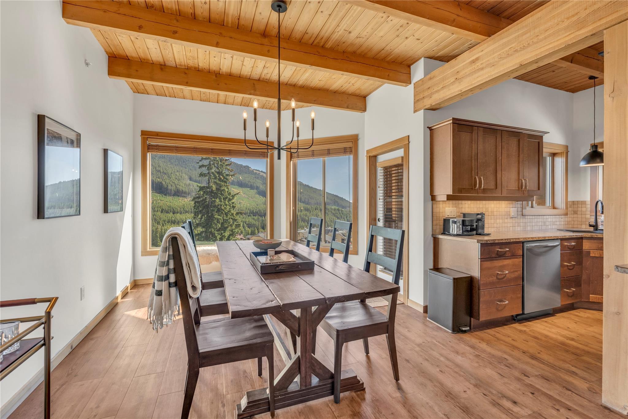 306 Clearview Road 14 Apex Mountain V0H 1K0