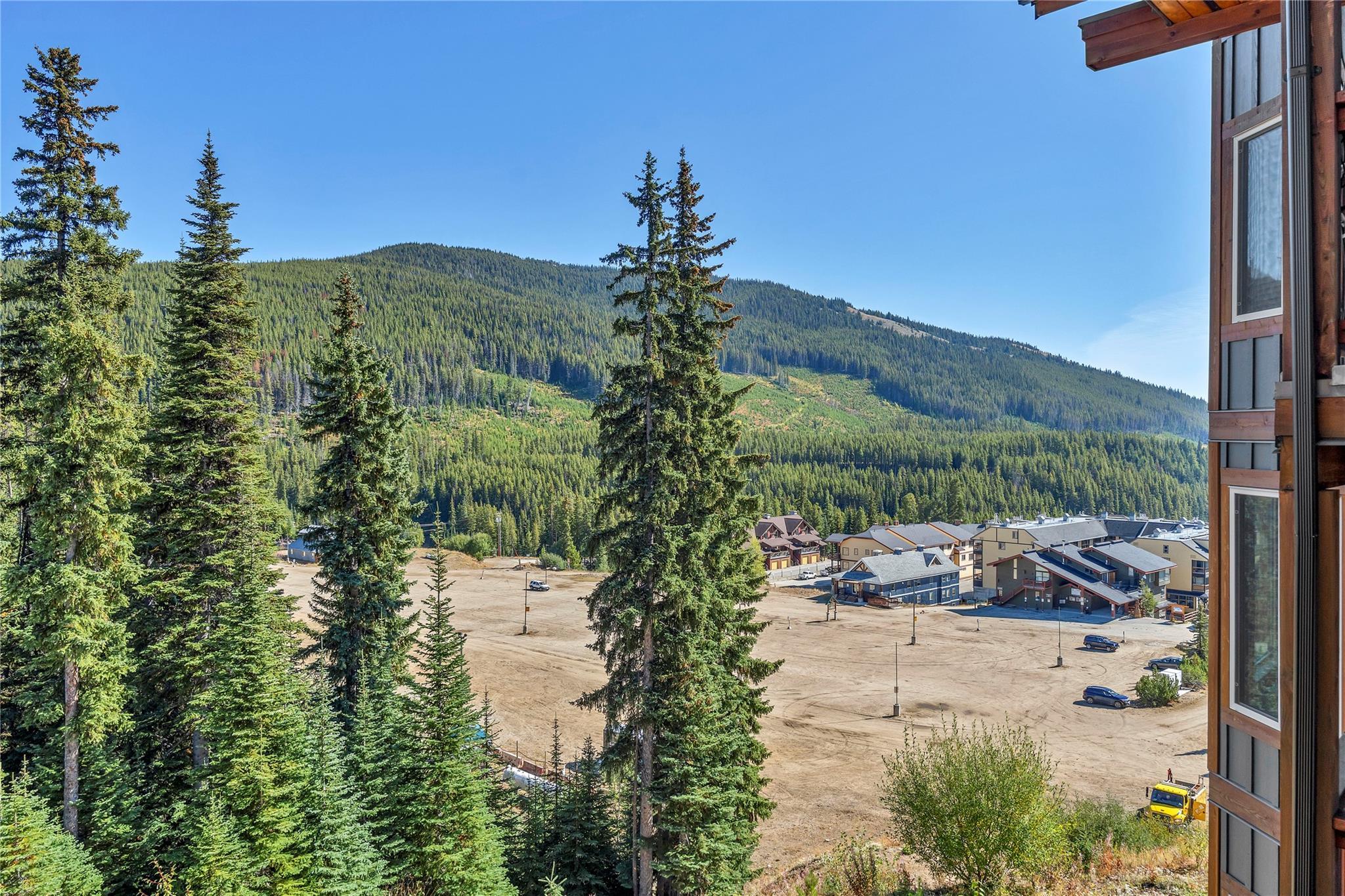 306 Clearview Road 14 Apex Mountain V0H 1K0
