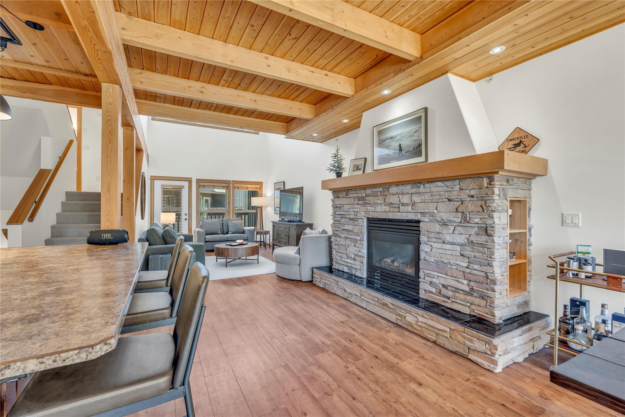 306 Clearview Road 14 Apex Mountain V0H 1K0
