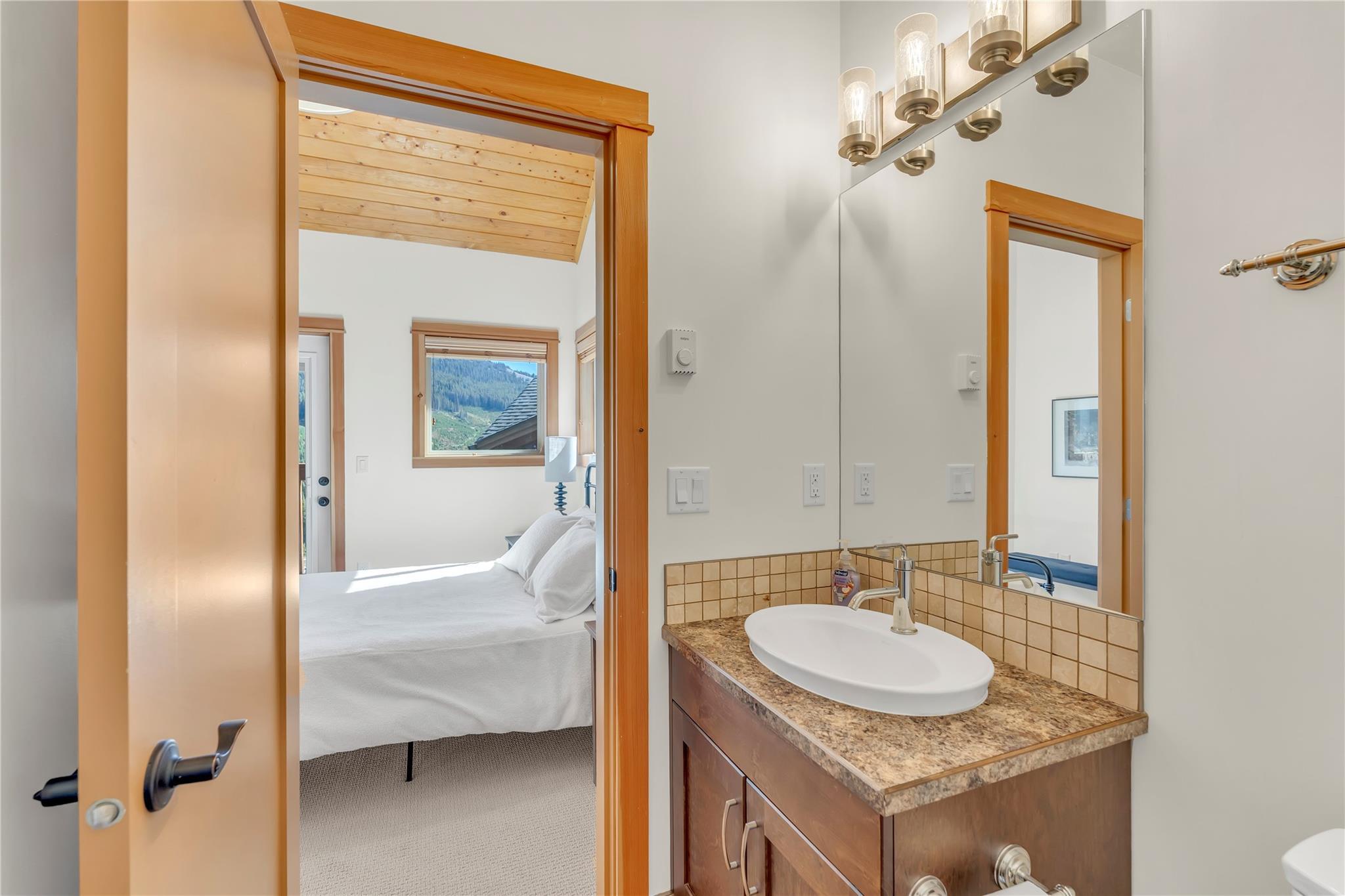 306 Clearview Road 14 Apex Mountain V0H 1K0