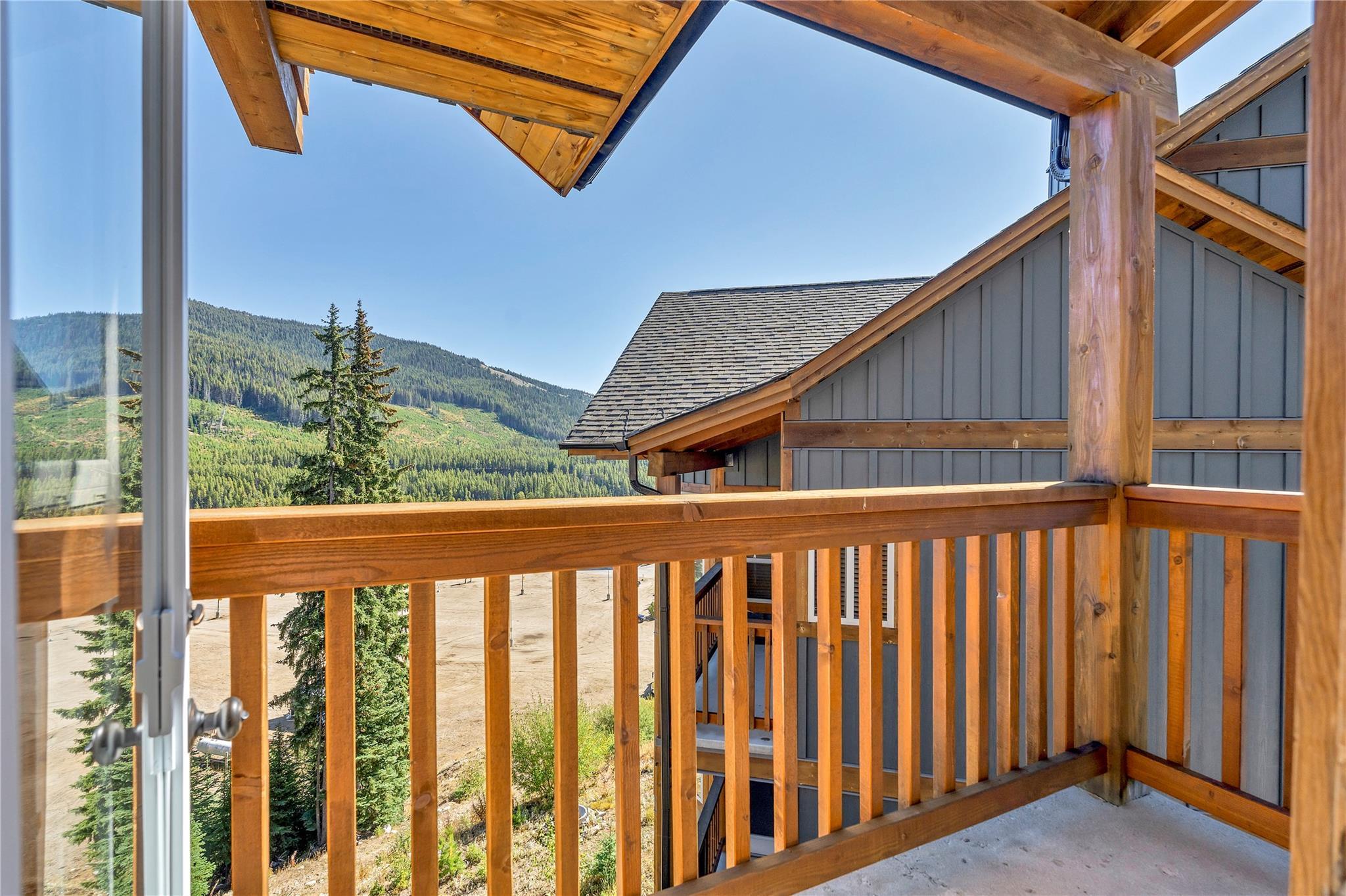 306 Clearview Road 14 Apex Mountain V0H 1K0