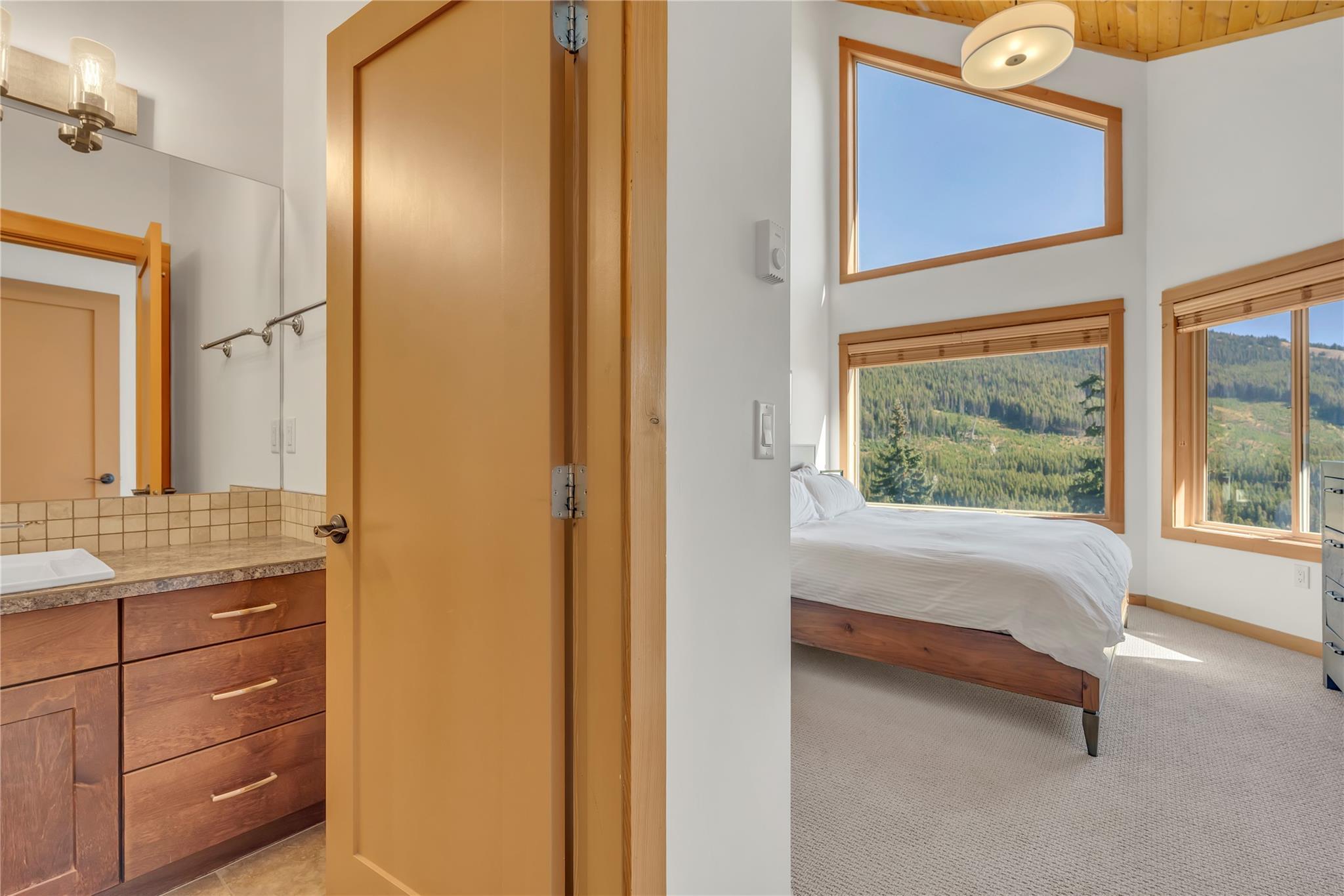 306 Clearview Road 14 Apex Mountain V0H 1K0