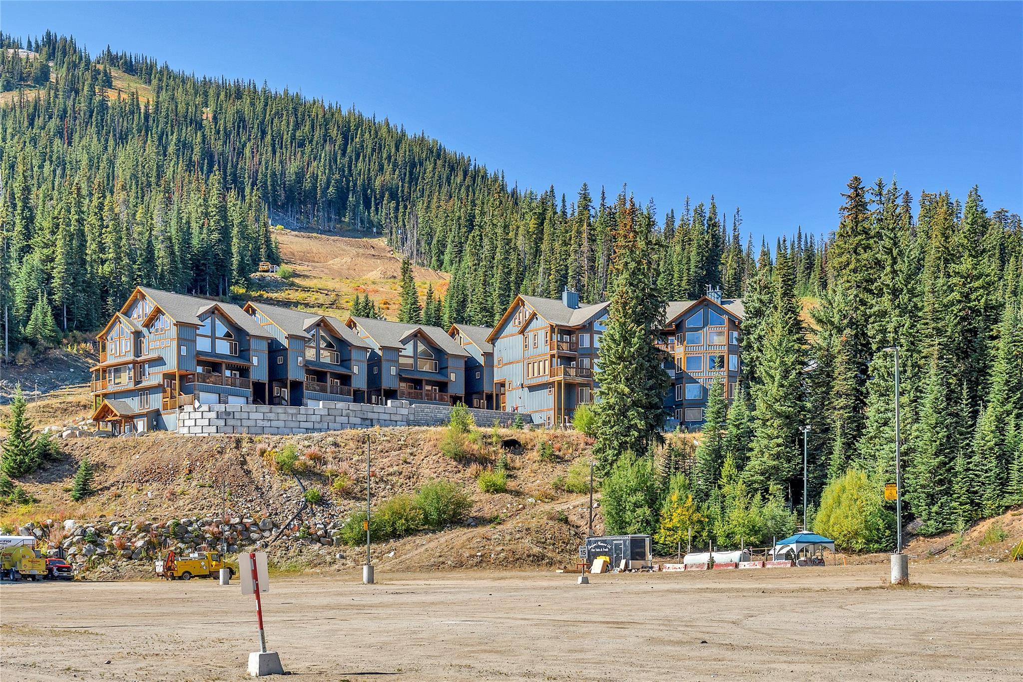 306 Clearview Road 14 Apex Mountain V0H 1K0