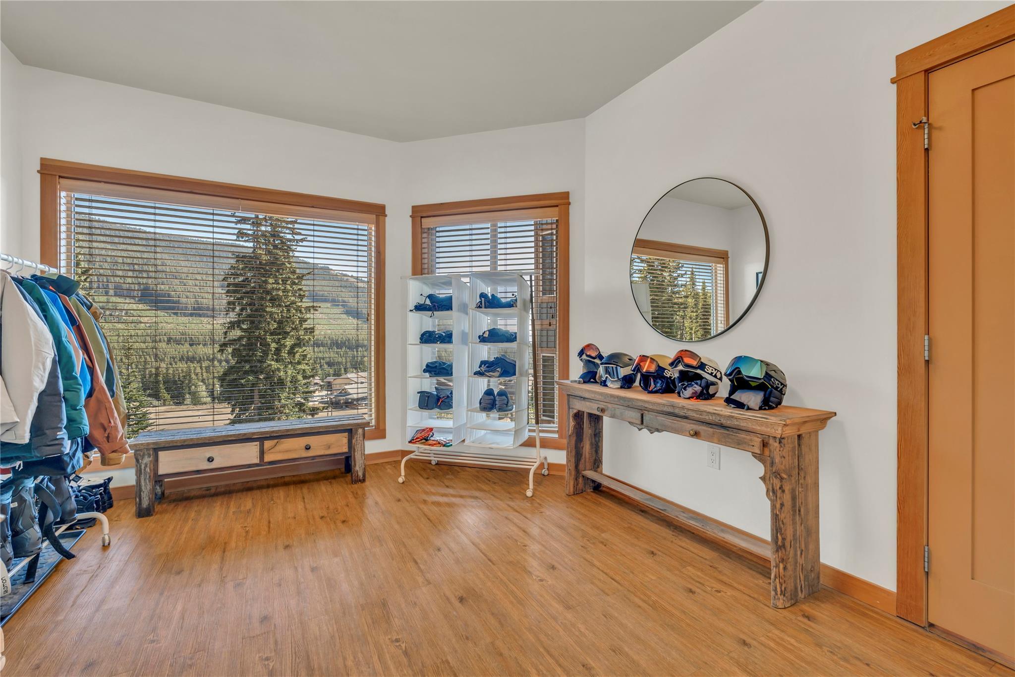 306 Clearview Road 14 Apex Mountain V0H 1K0