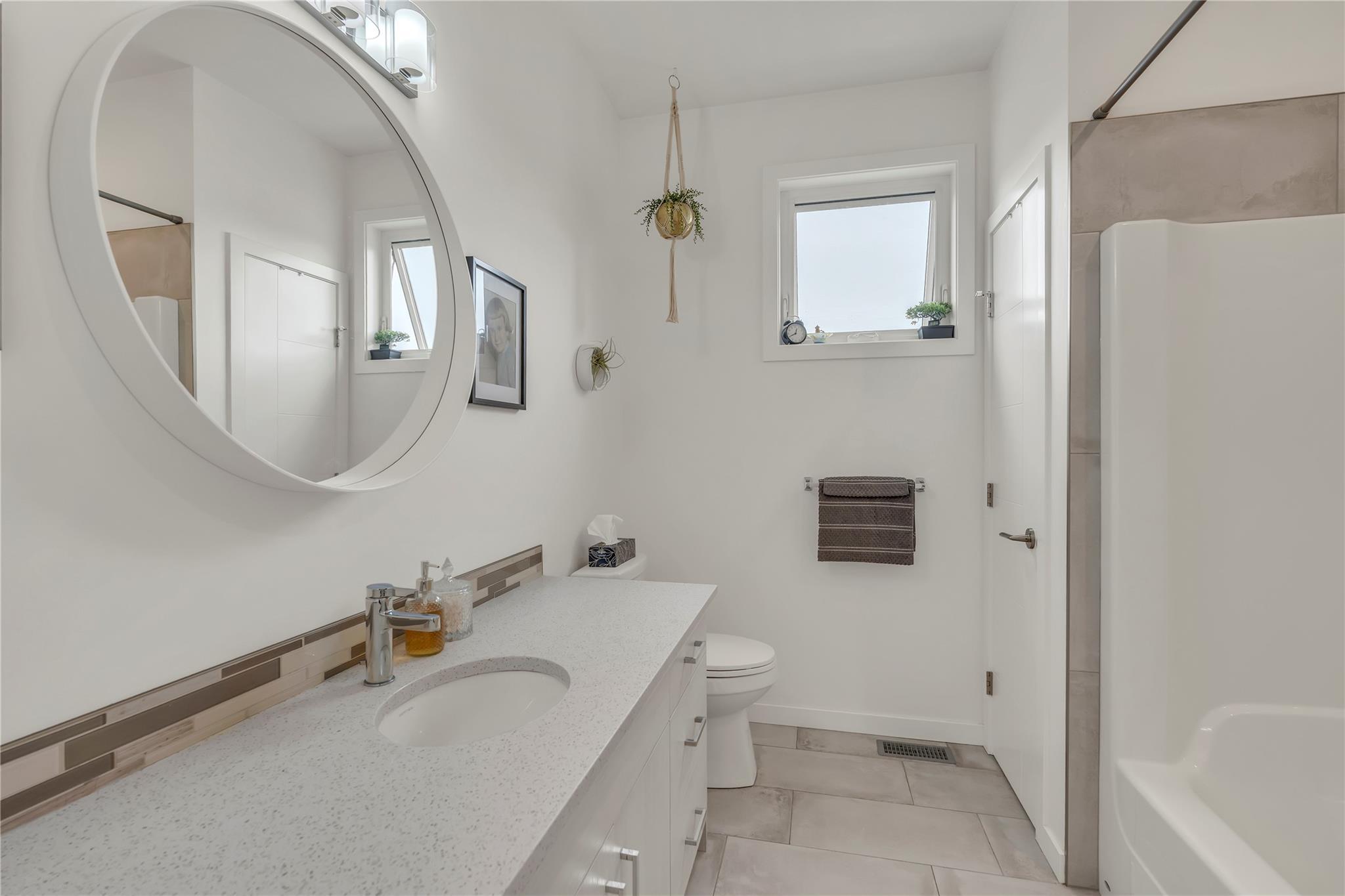 388 Eckhardt Avenue 115 Penticton V2A 0C7