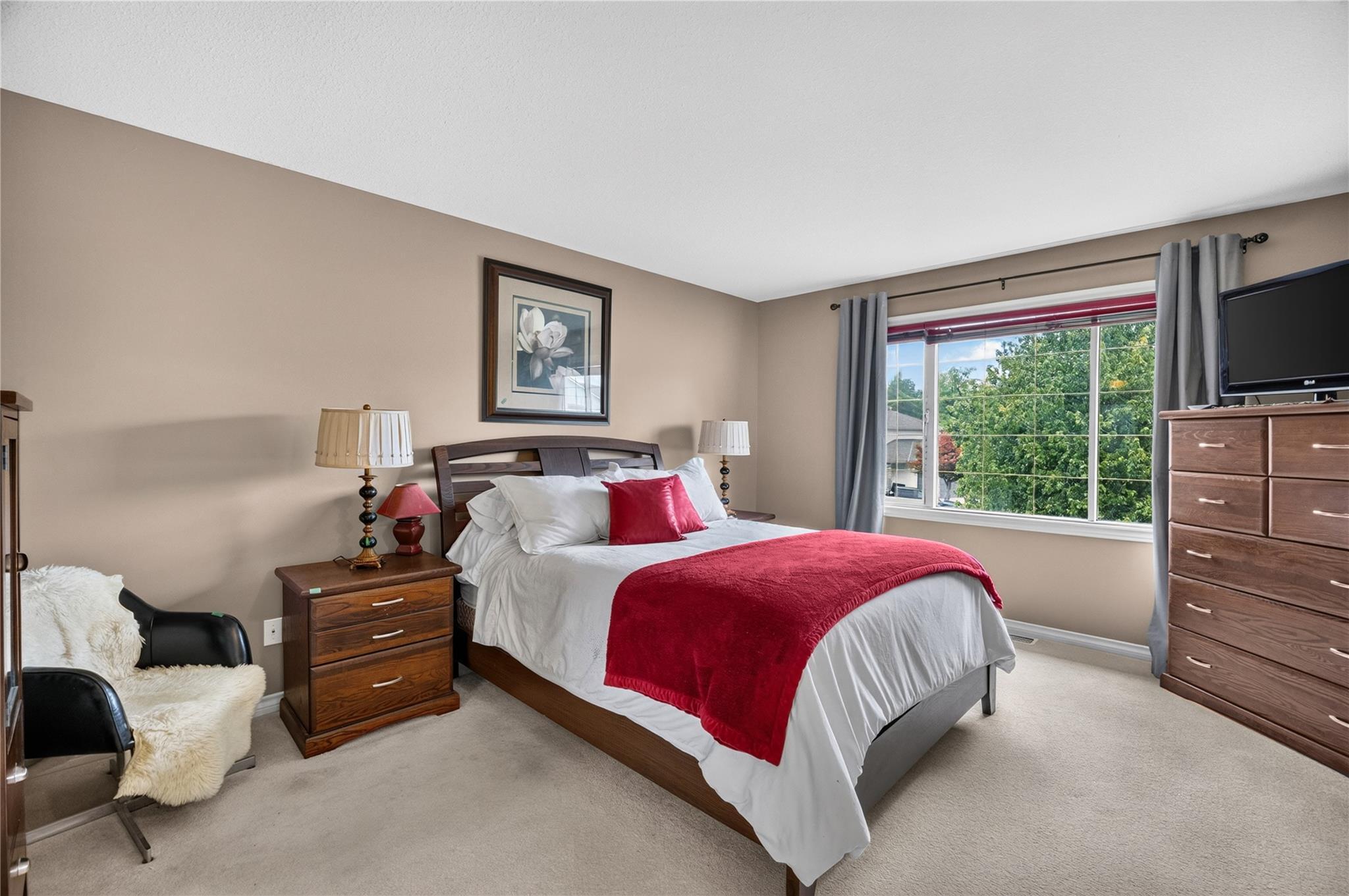 4015 Logie Court Kelowna V1W 3Y6
